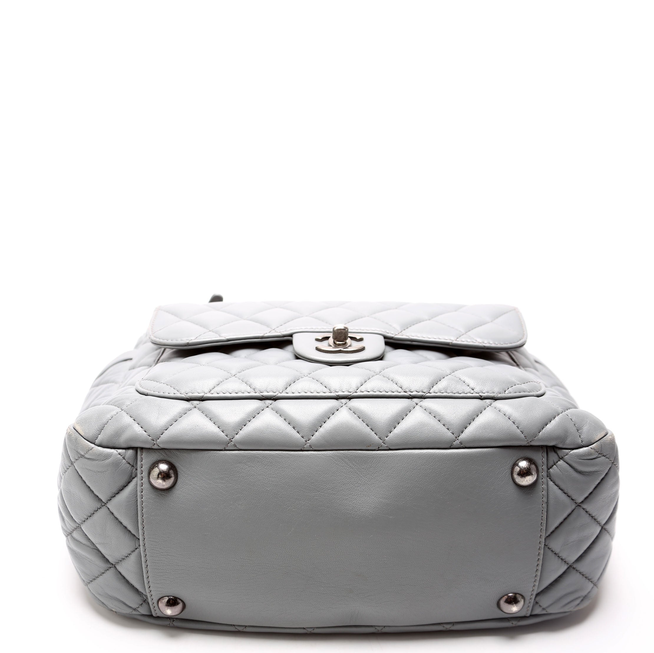 Front Pocket Flap Hobo Quilted Lambskin 20M Grey