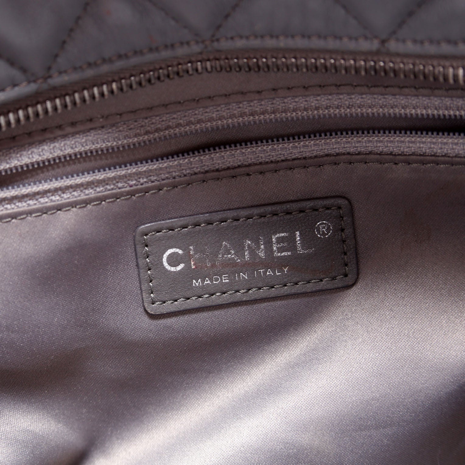 Front Pocket Flap Hobo Quilted Lambskin 20M Grey