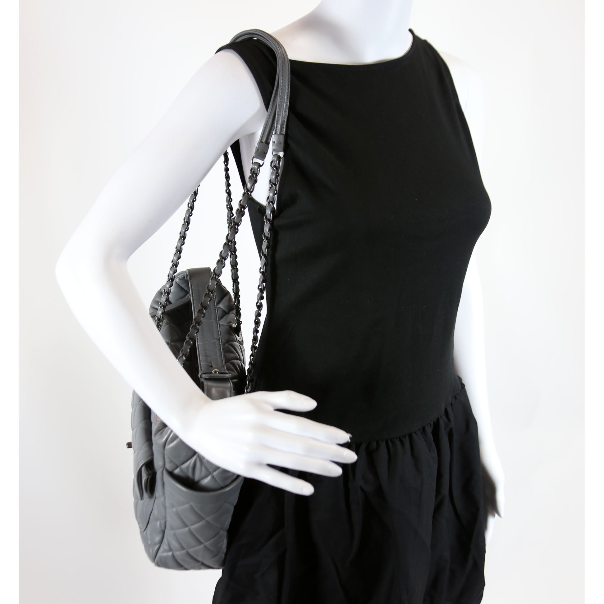 Front Pocket Flap Hobo Quilted Lambskin 20M Grey
