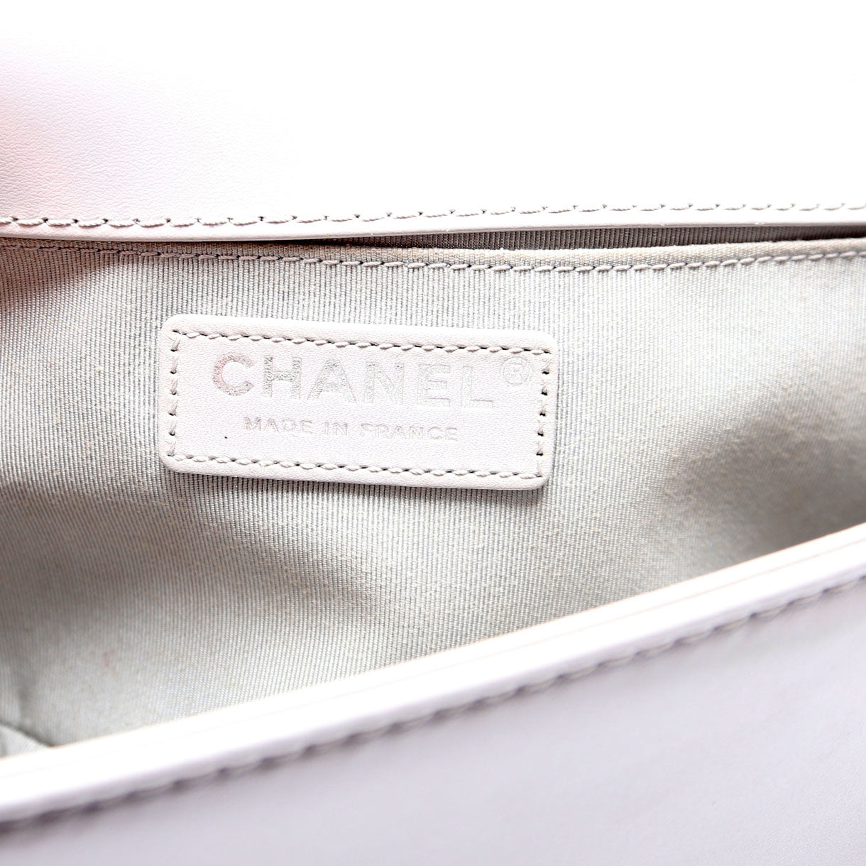 Boy Flap Medium Chain Around Quilted Lambskin 30M Grey