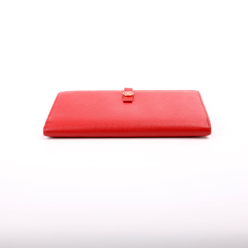 CC Button Long Wallet Grained Calfskin 9M Red