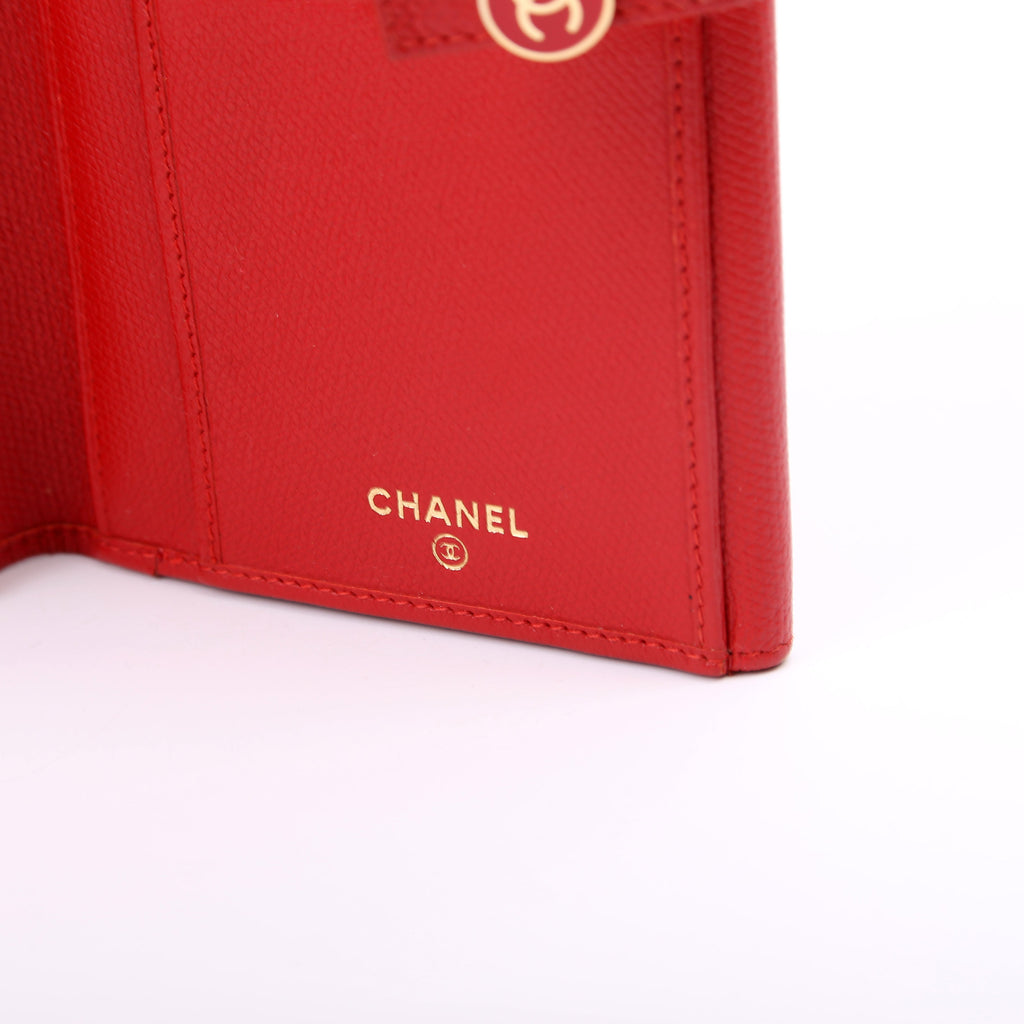 CC Button Long Wallet Grained Calfskin 9M Red