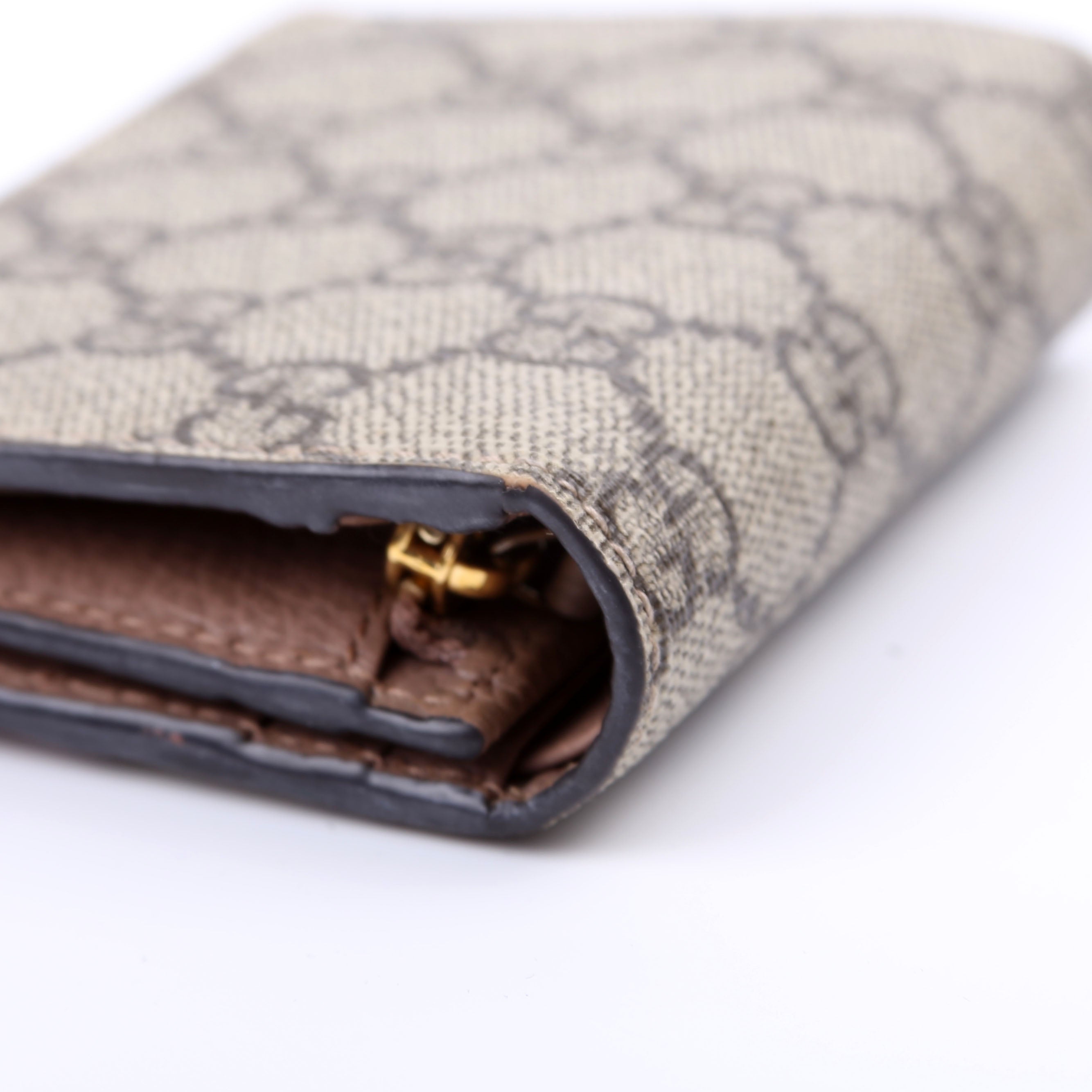 658610 GG Supreme Marmont Card Case Beige