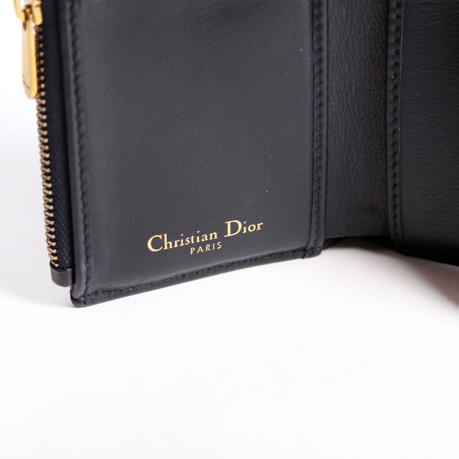 Saddle Lotus Wallet Oblique Medium