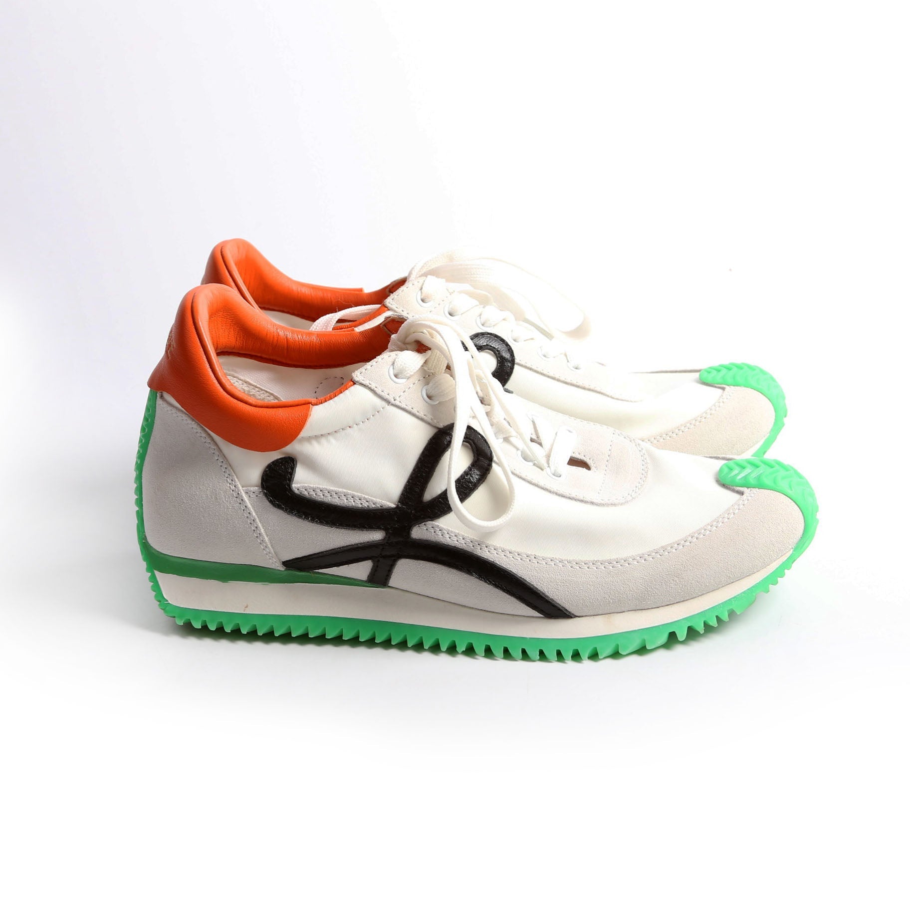 Flow Runner Mesh/Suede Sneakers Size 39