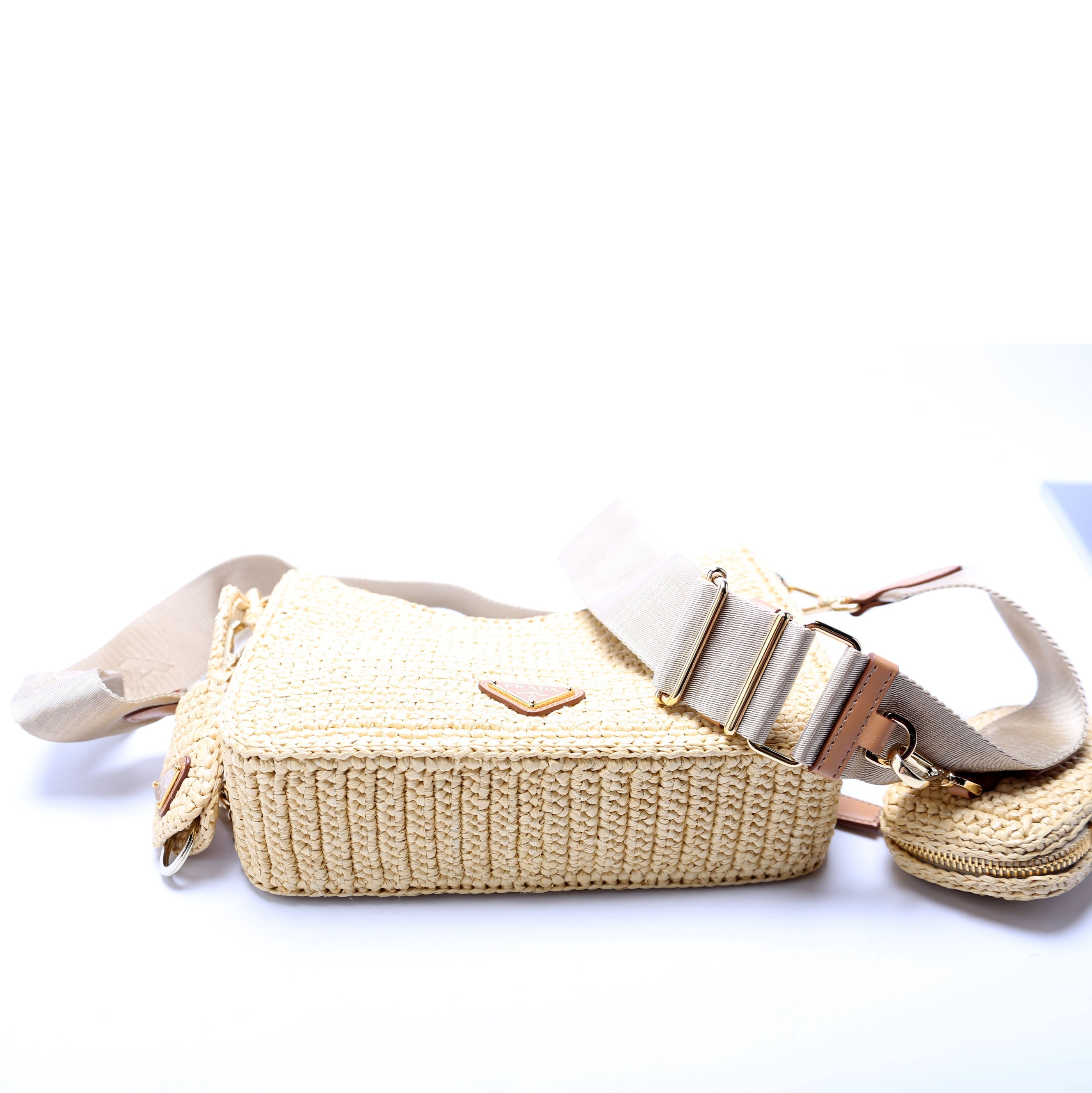 1BH204 Raffia Re-Edition 2005 Shoulder Bag Tan