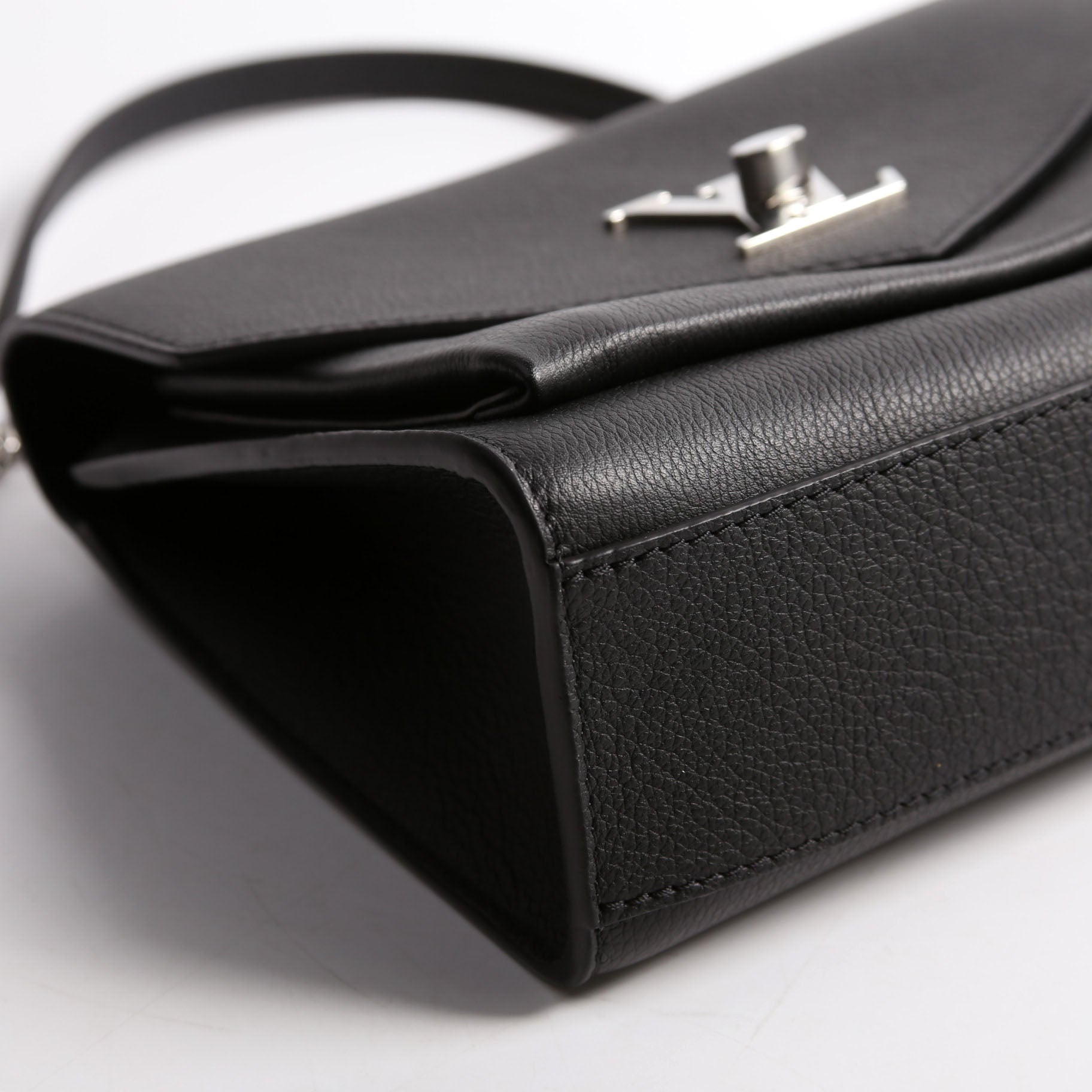 MyLockMe Chain Bag Black