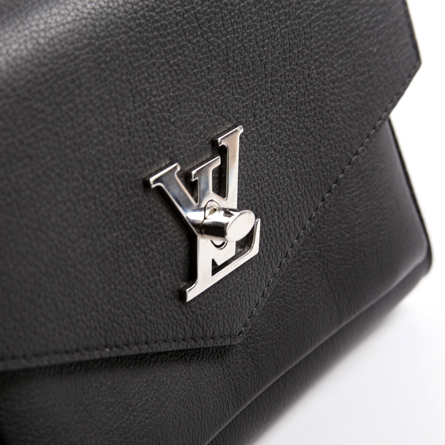 MyLockMe Chain Bag Black