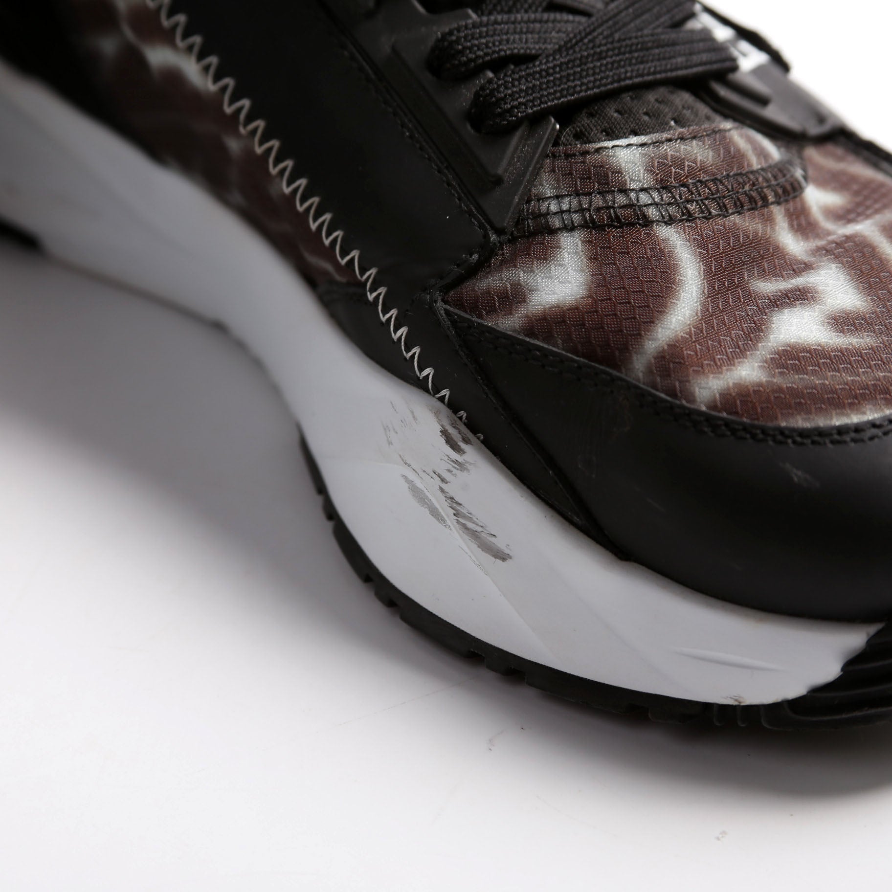 Fendi Flow Sneakers Size 37.5