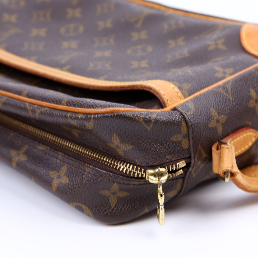 Trocodero 30 Monogram