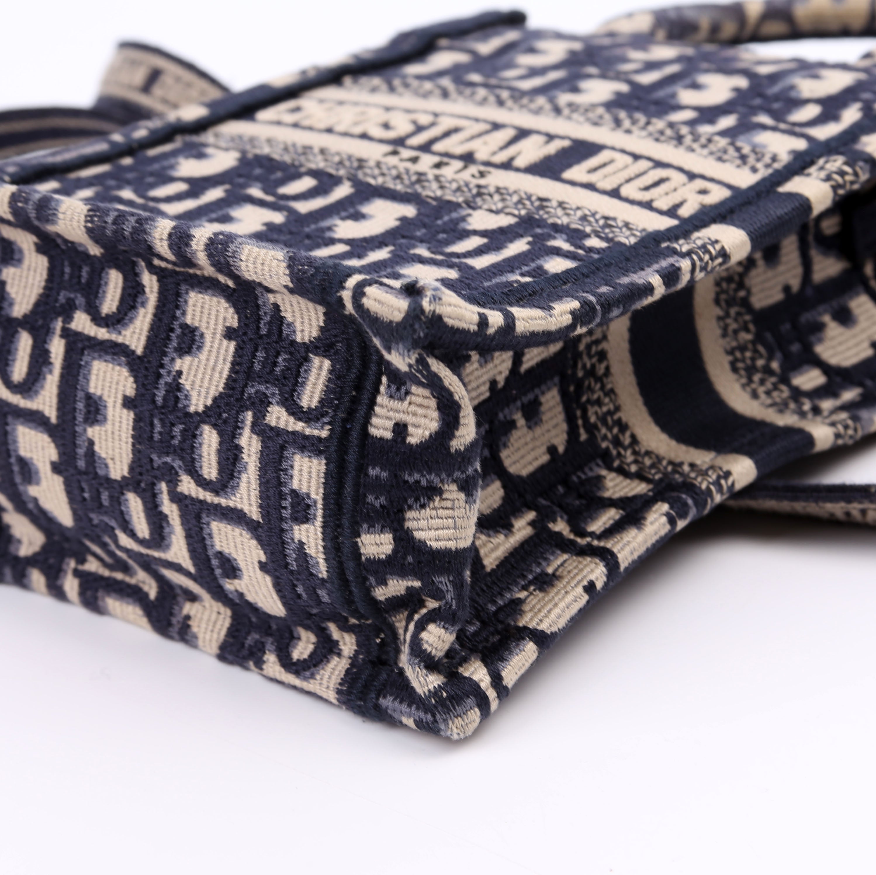 Oblique Mini Book Tote Phone Bag With Strap Navy/Beige