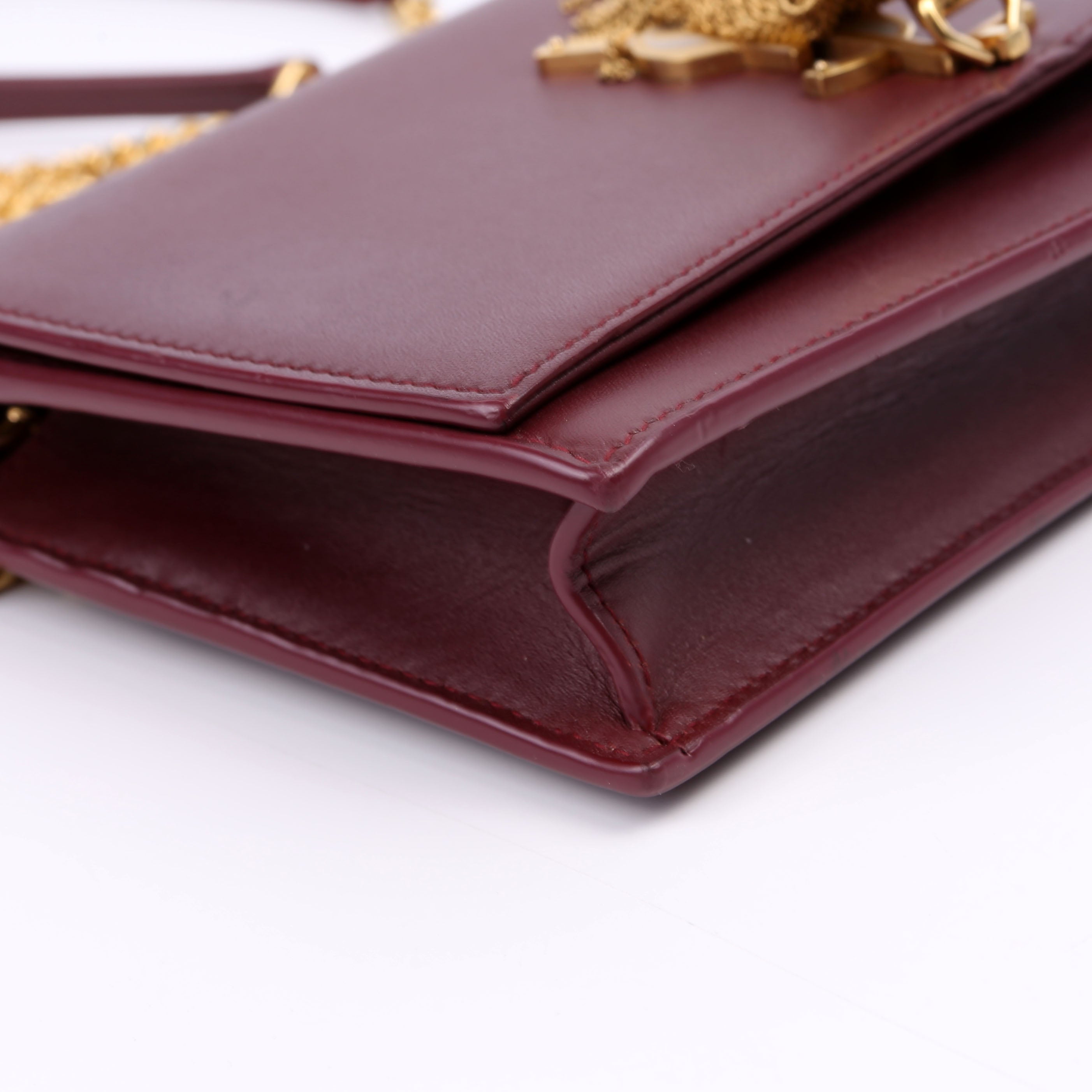 SAINT LAURENT Kate Tassel Chain Wallet Maroon