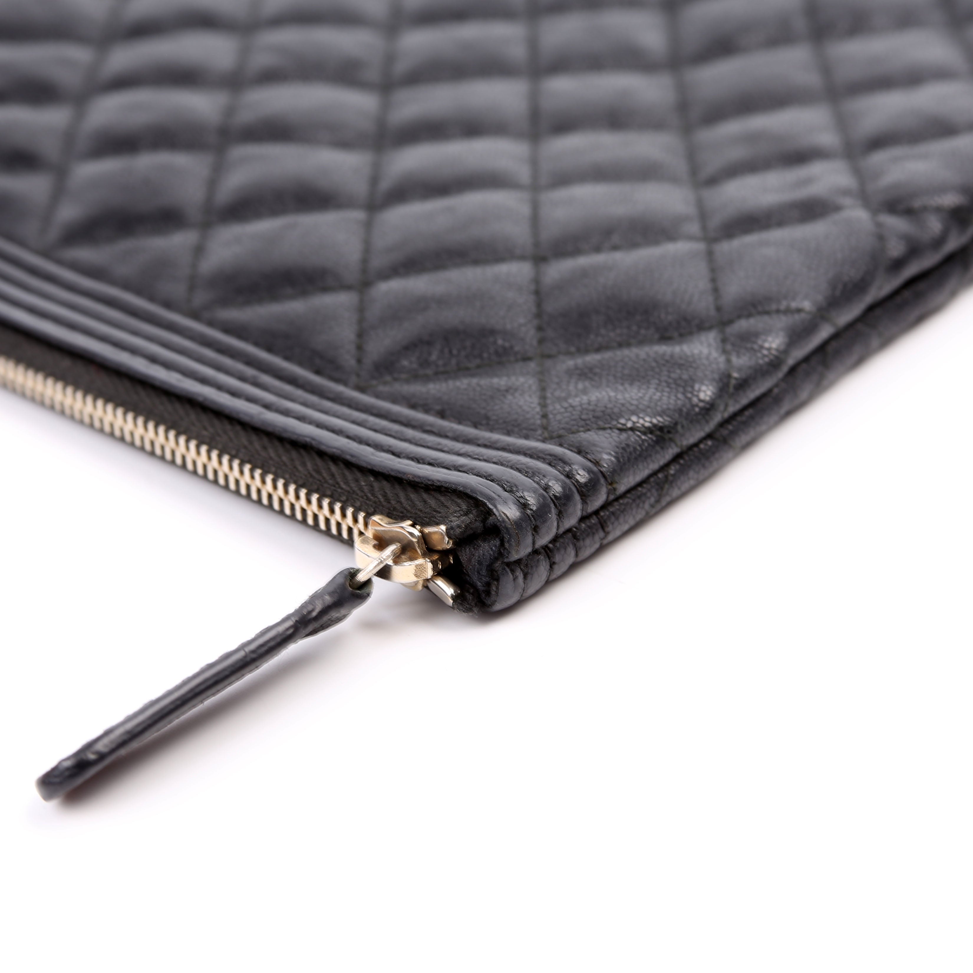 O Case Boy Medium Caviar Black