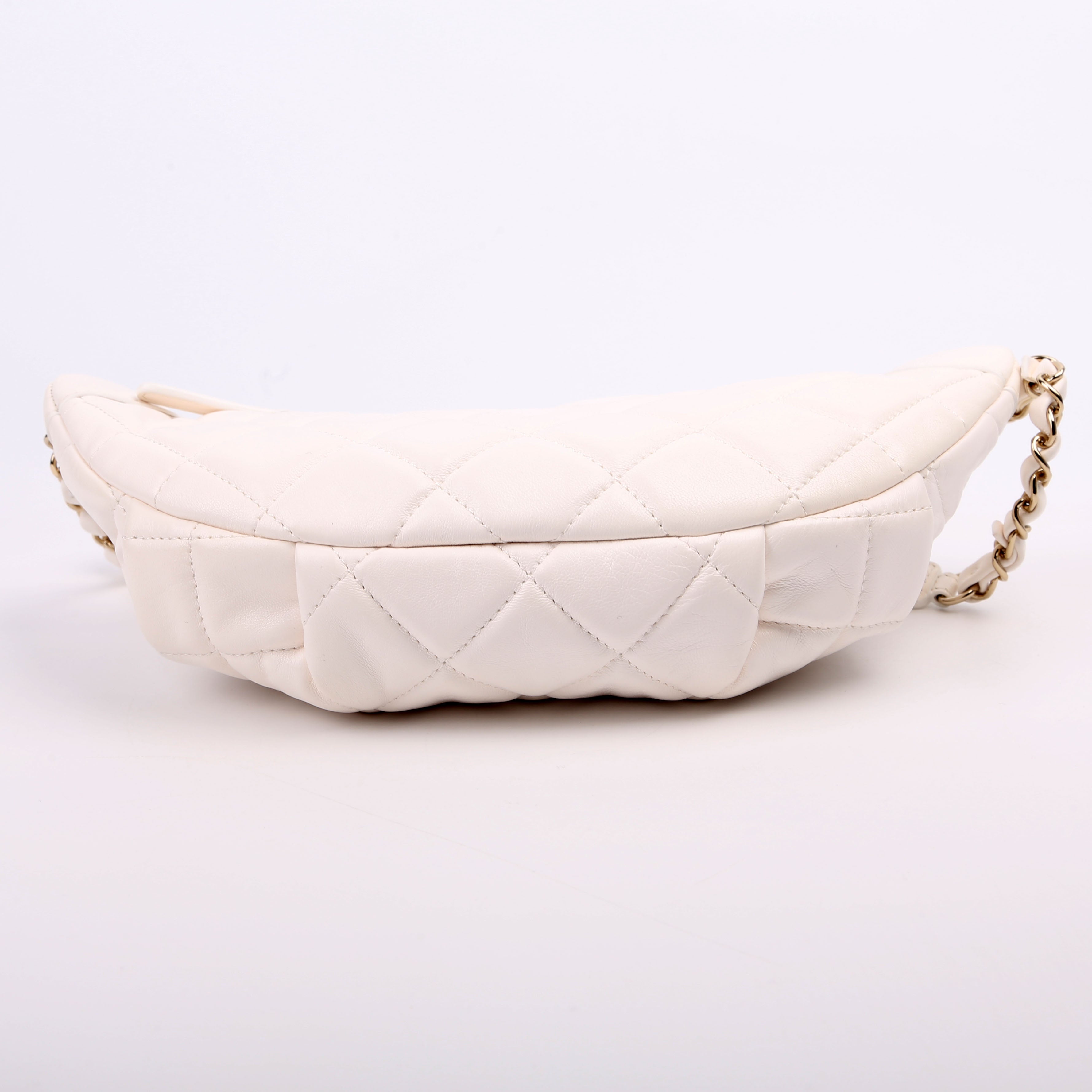 Matelasse Waist Chain Lambskin RFID White