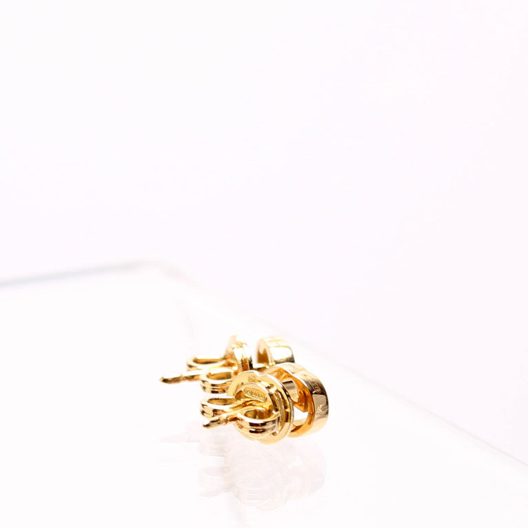 Interlocking G Petite Studs 750