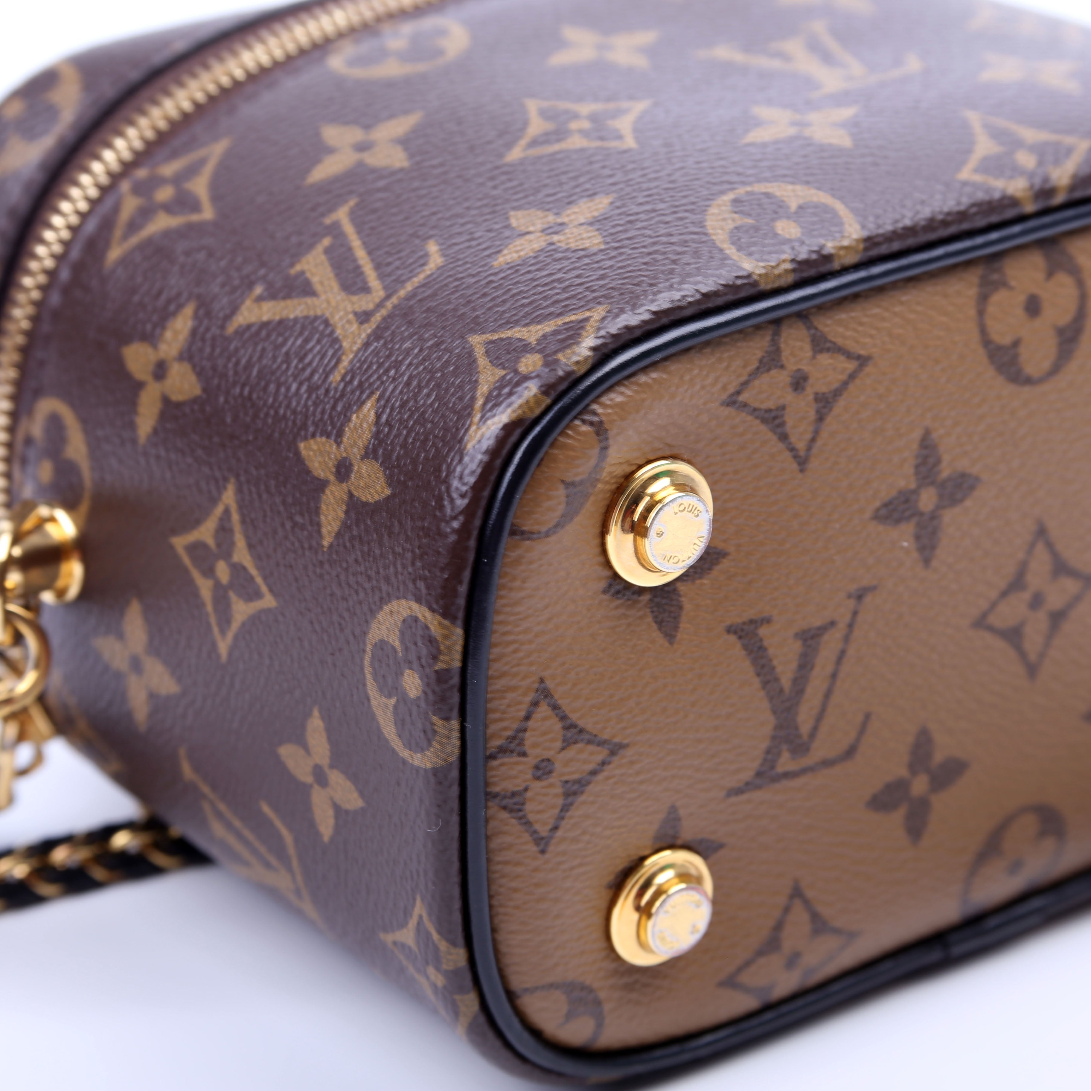 Vanity PM Reverse Monogram Black