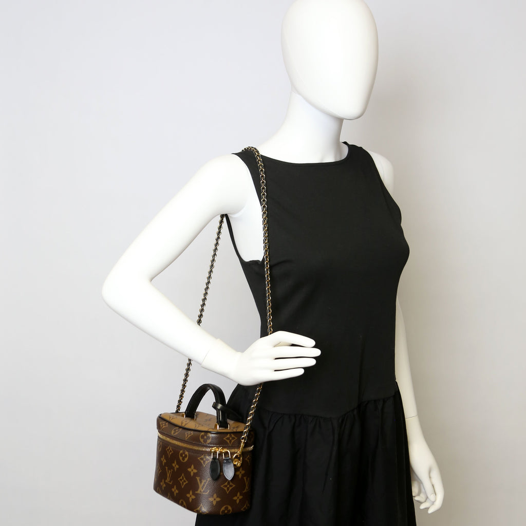 Vanity PM Reverse Monogram Black