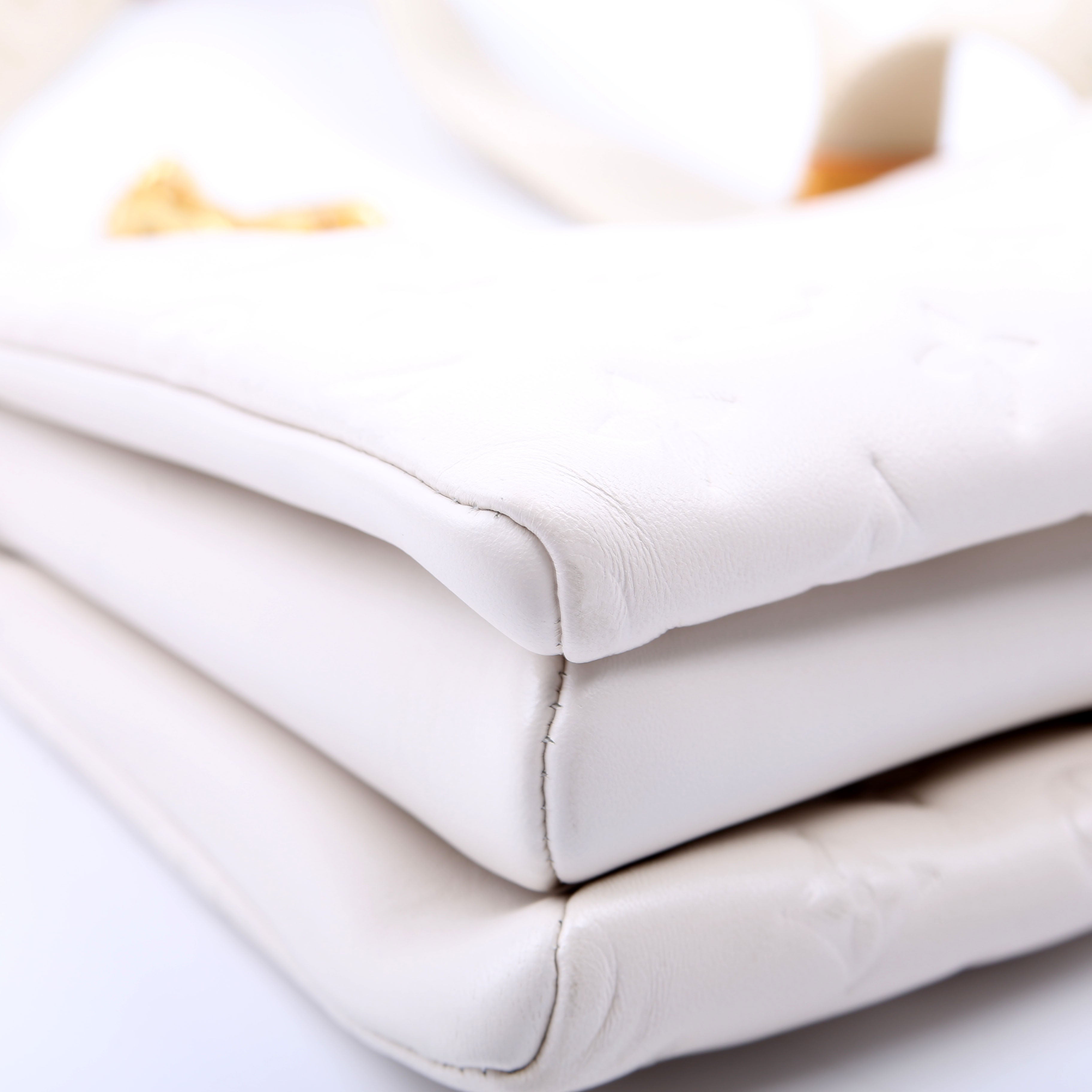 Coussin PM Lambskin White