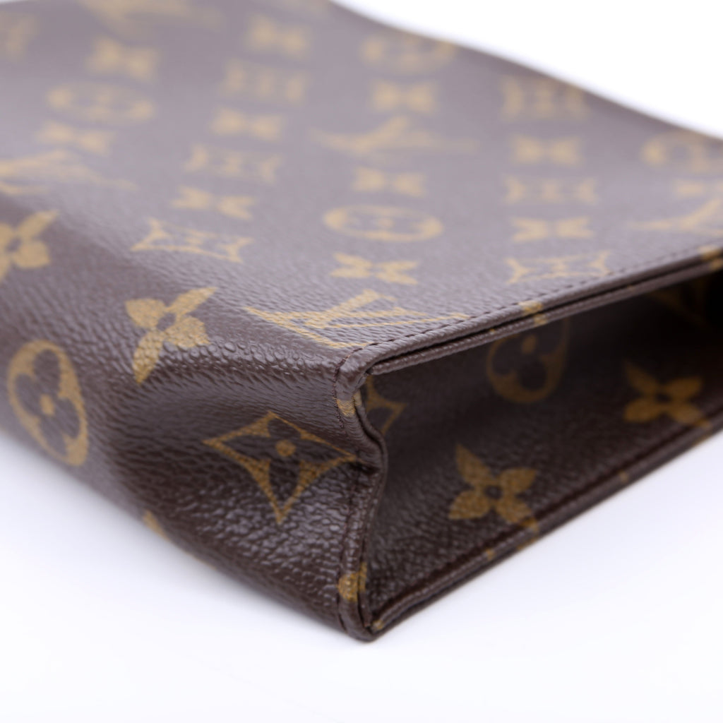 Toiletry Pouch 19 Monogram Newer