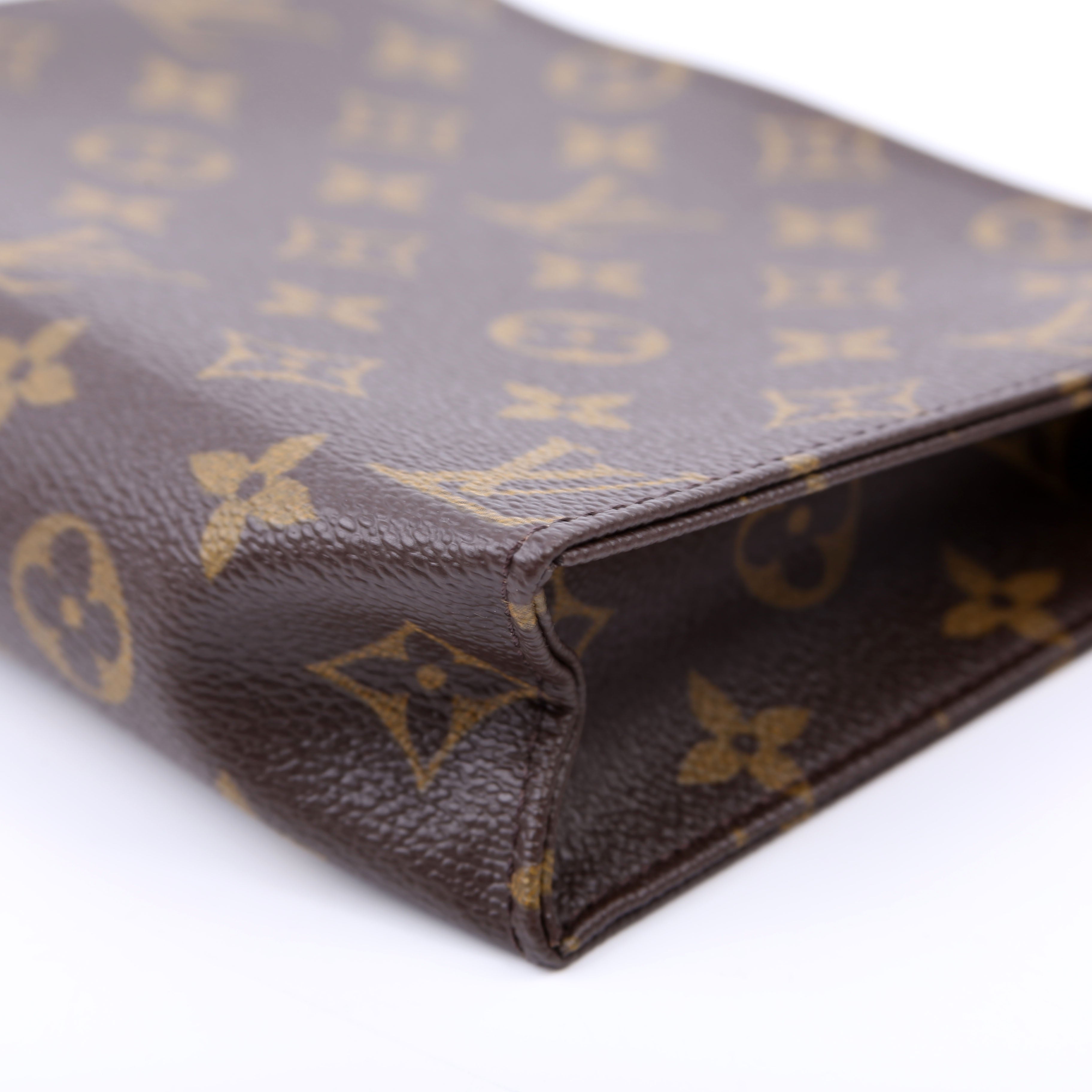 Toiletry Pouch 19 Monogram Newer