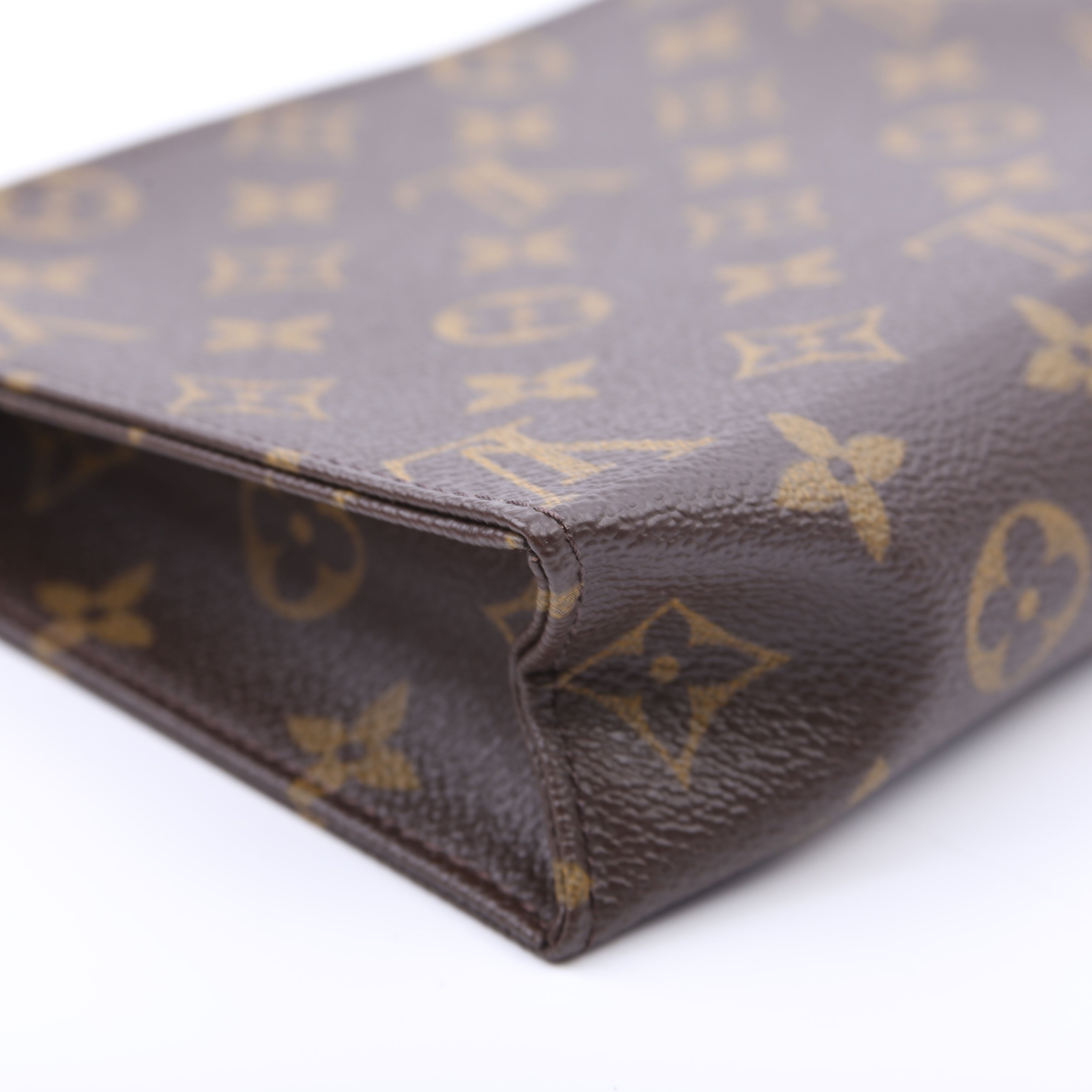 Toiletry Pouch 19 Monogram Newer