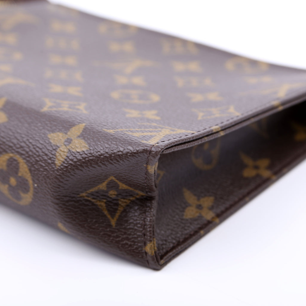 Toiletry Pouch 19 Monogram Newer