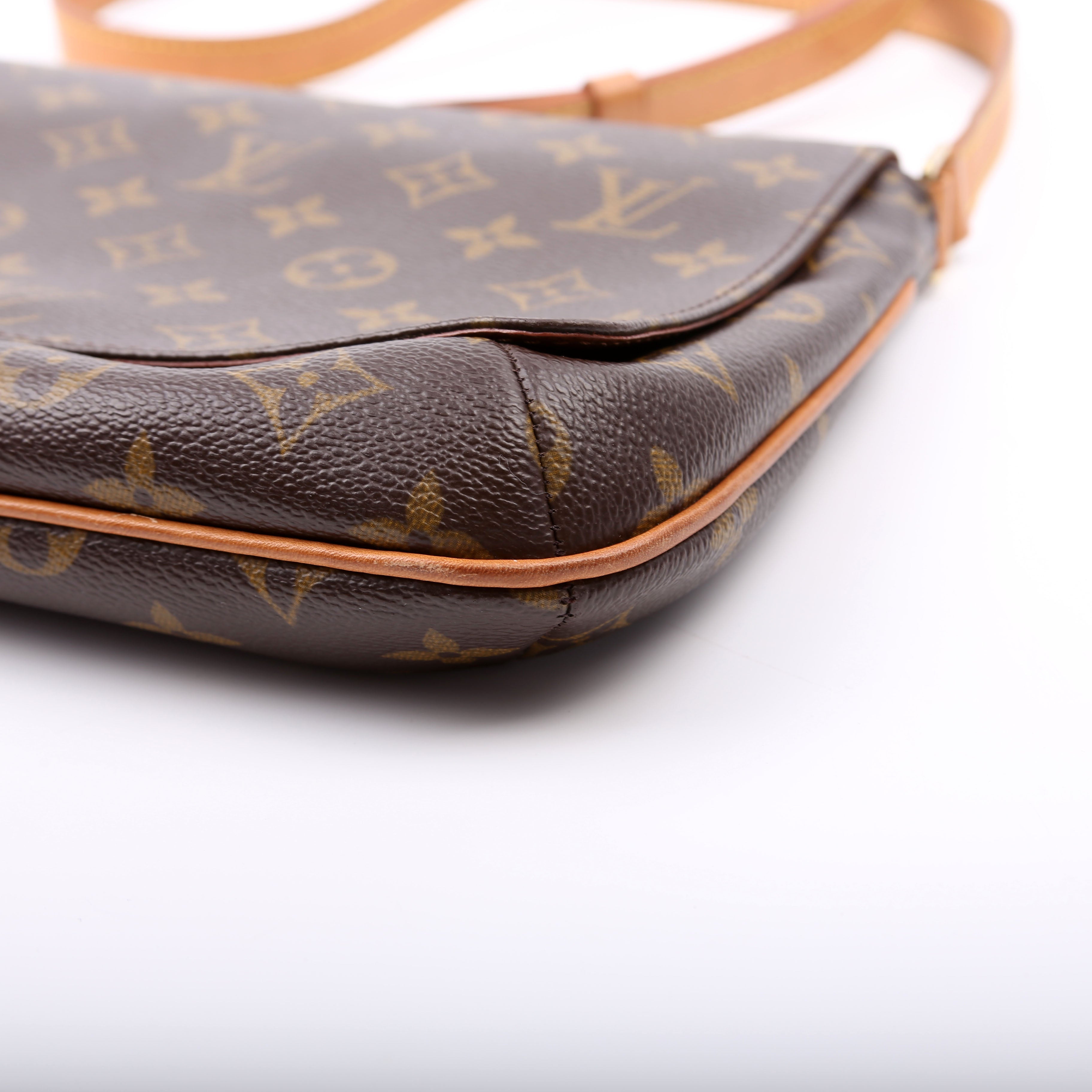 Musette Tango Long Monogram