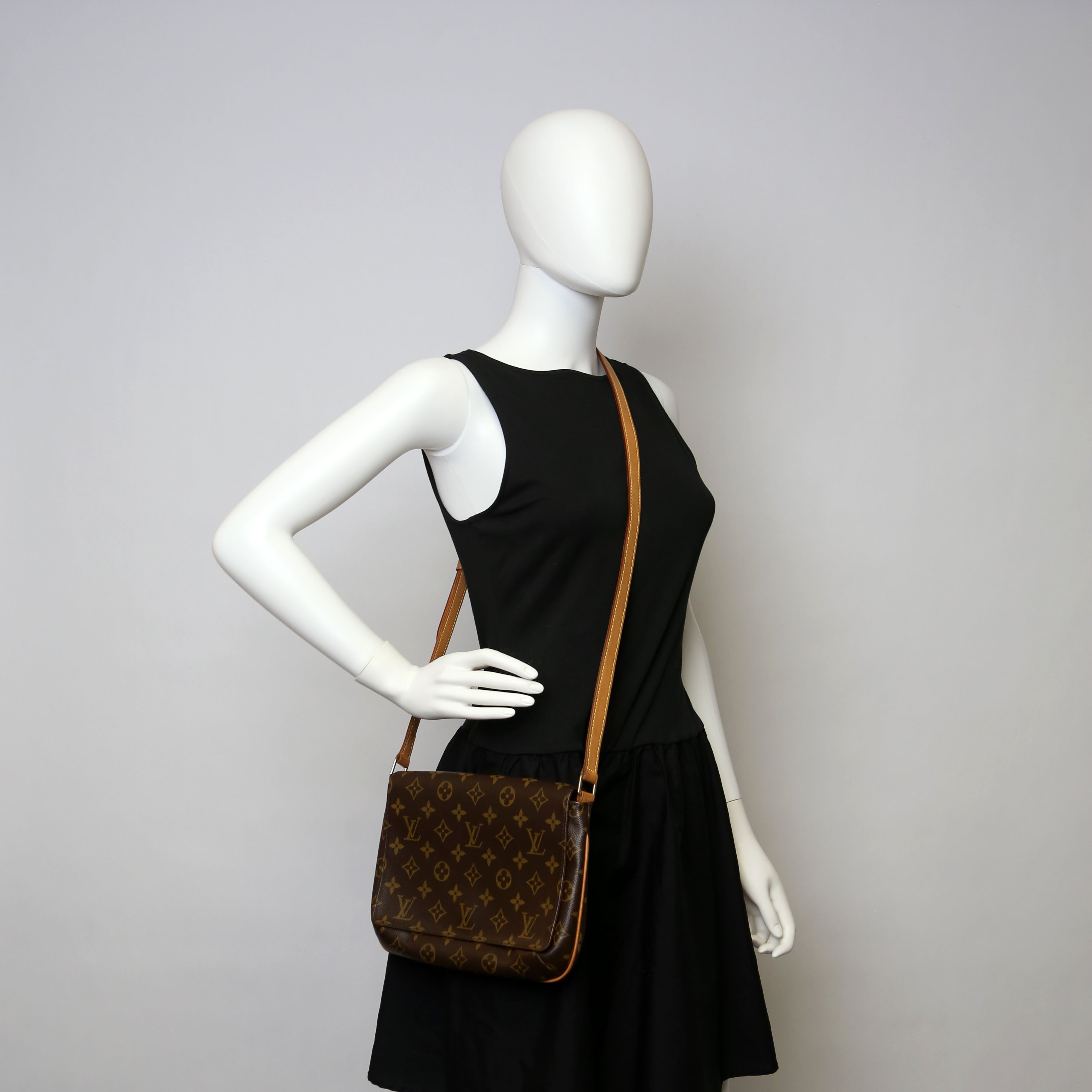 Musette Tango Long Monogram