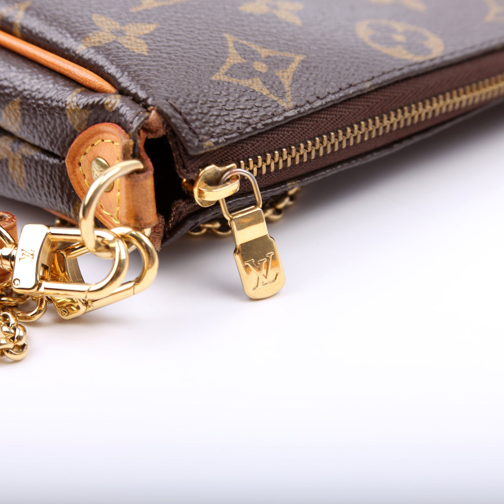 Eva Clutch Monogram