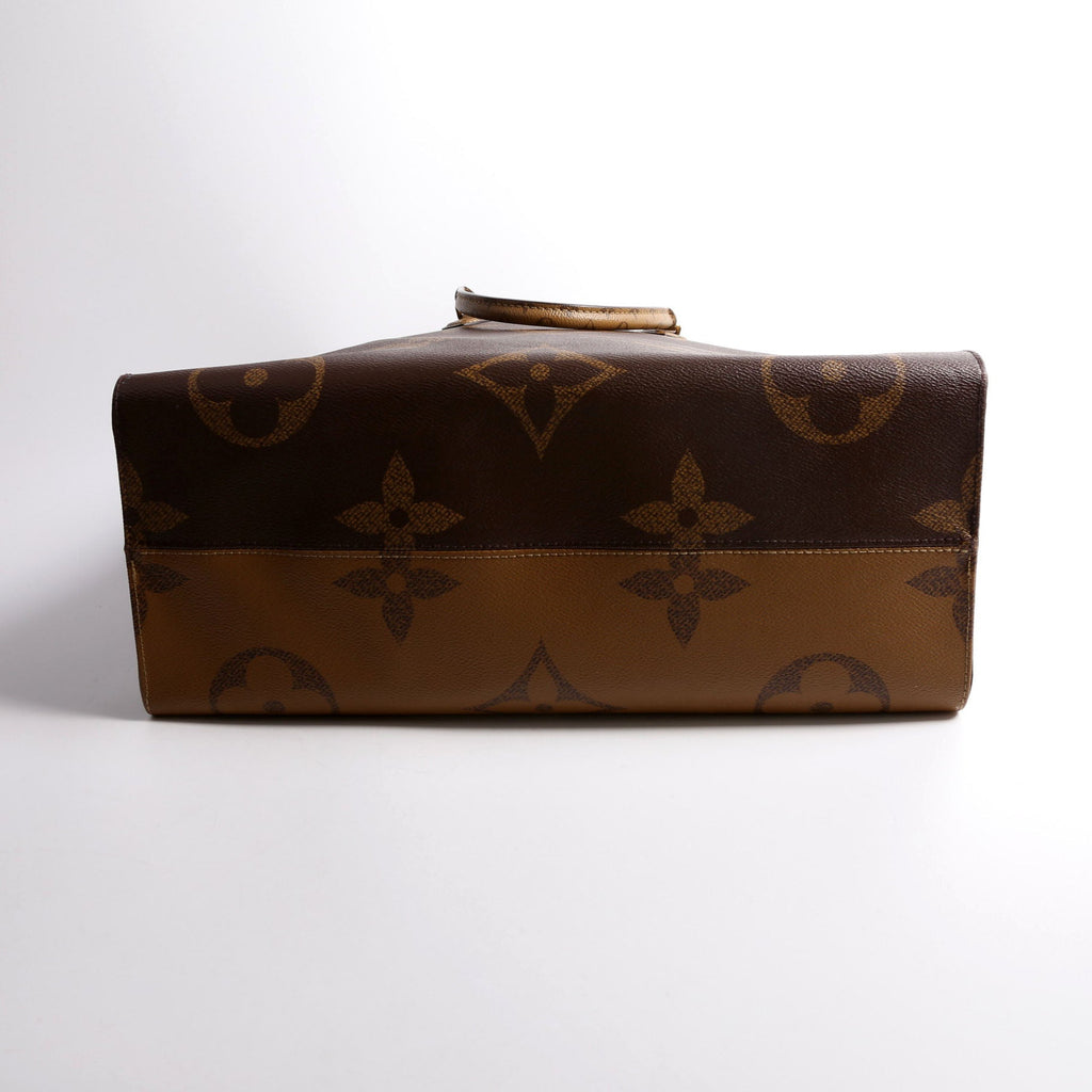 ONTHEGO GM Reverse Monogram