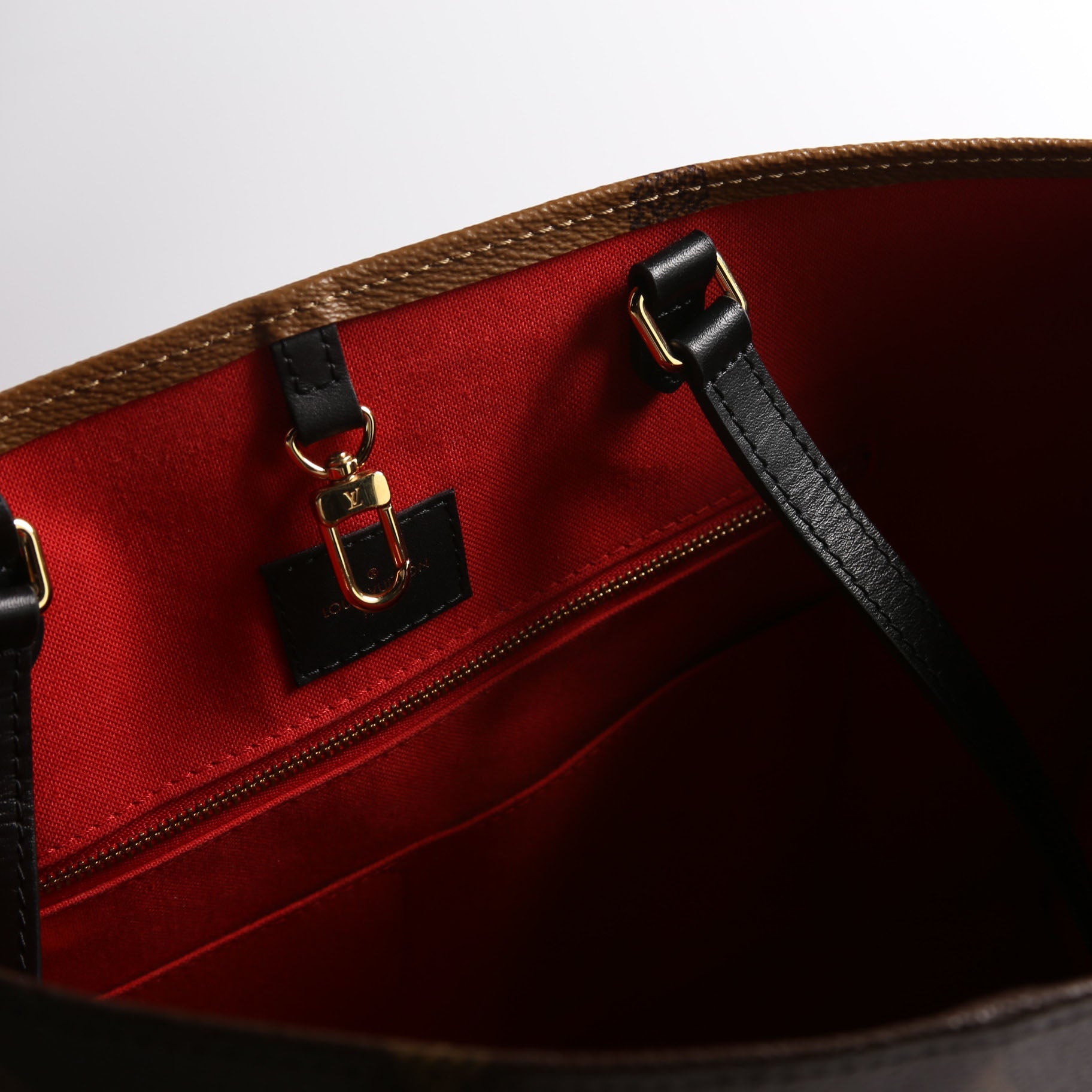 ONTHEGO GM Reverse Monogram
