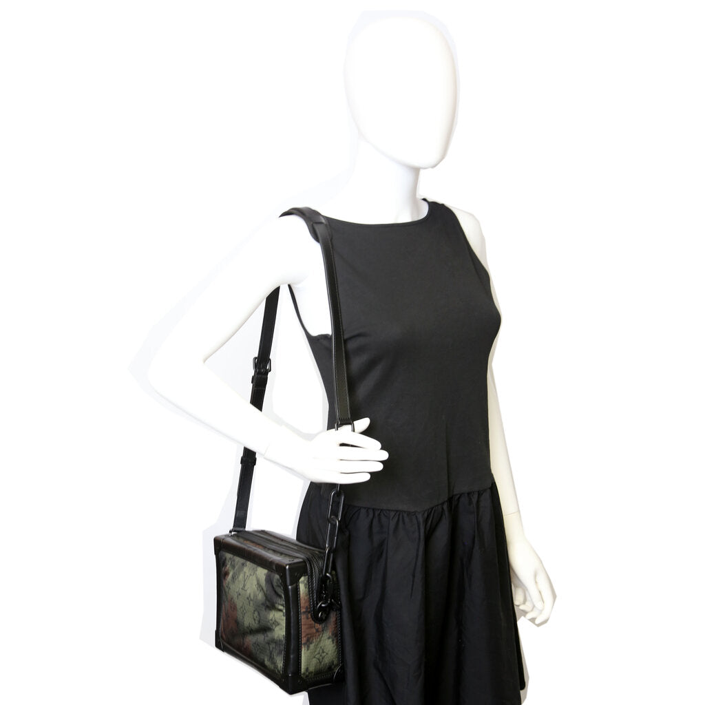 Soft Trunk Nylon Camouflage Monogram Green/Black