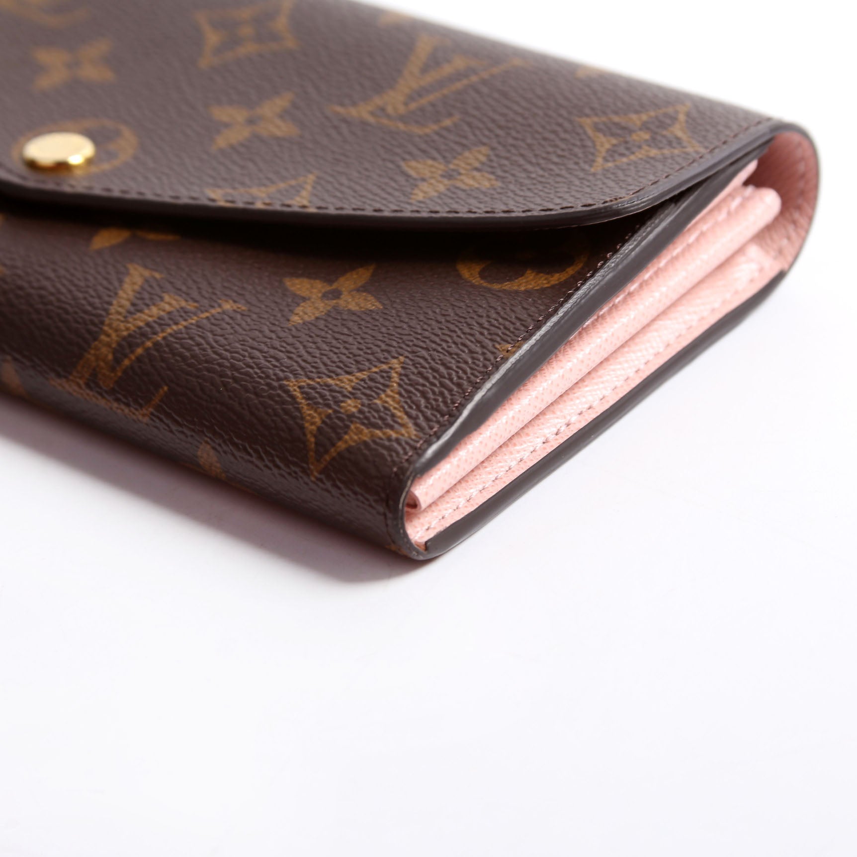 Sarah Wallet Monogram Newer