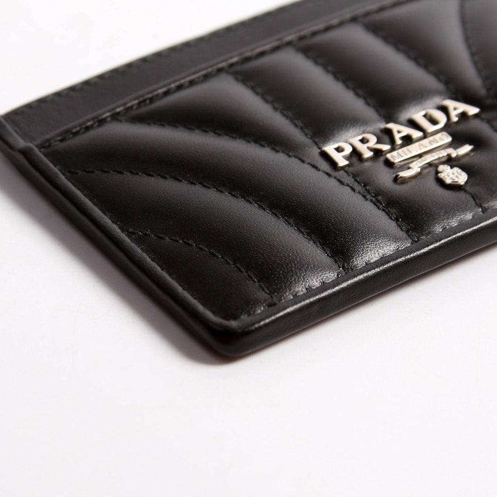 1MC208 Diagramme Calf Card Holder Black