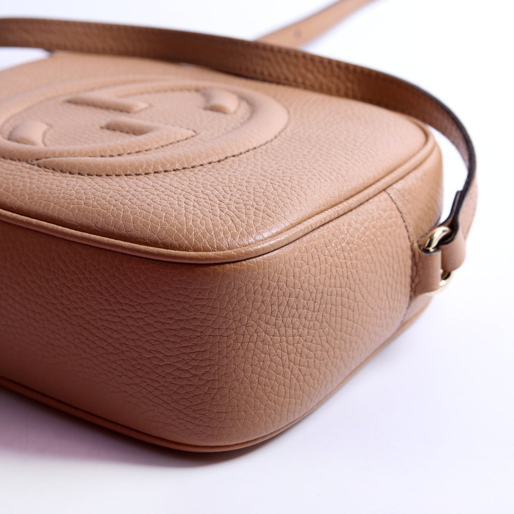 308364 Soho Disco Crossbody Tan
