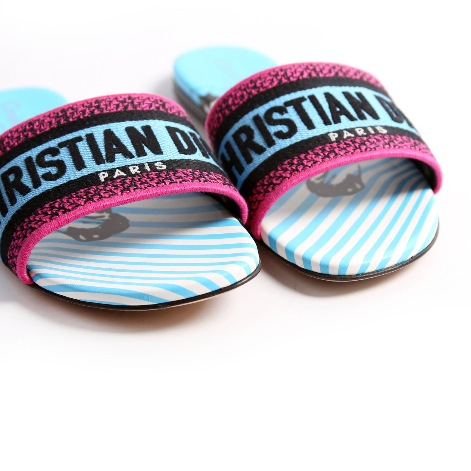 Dway Slides Size 37.5