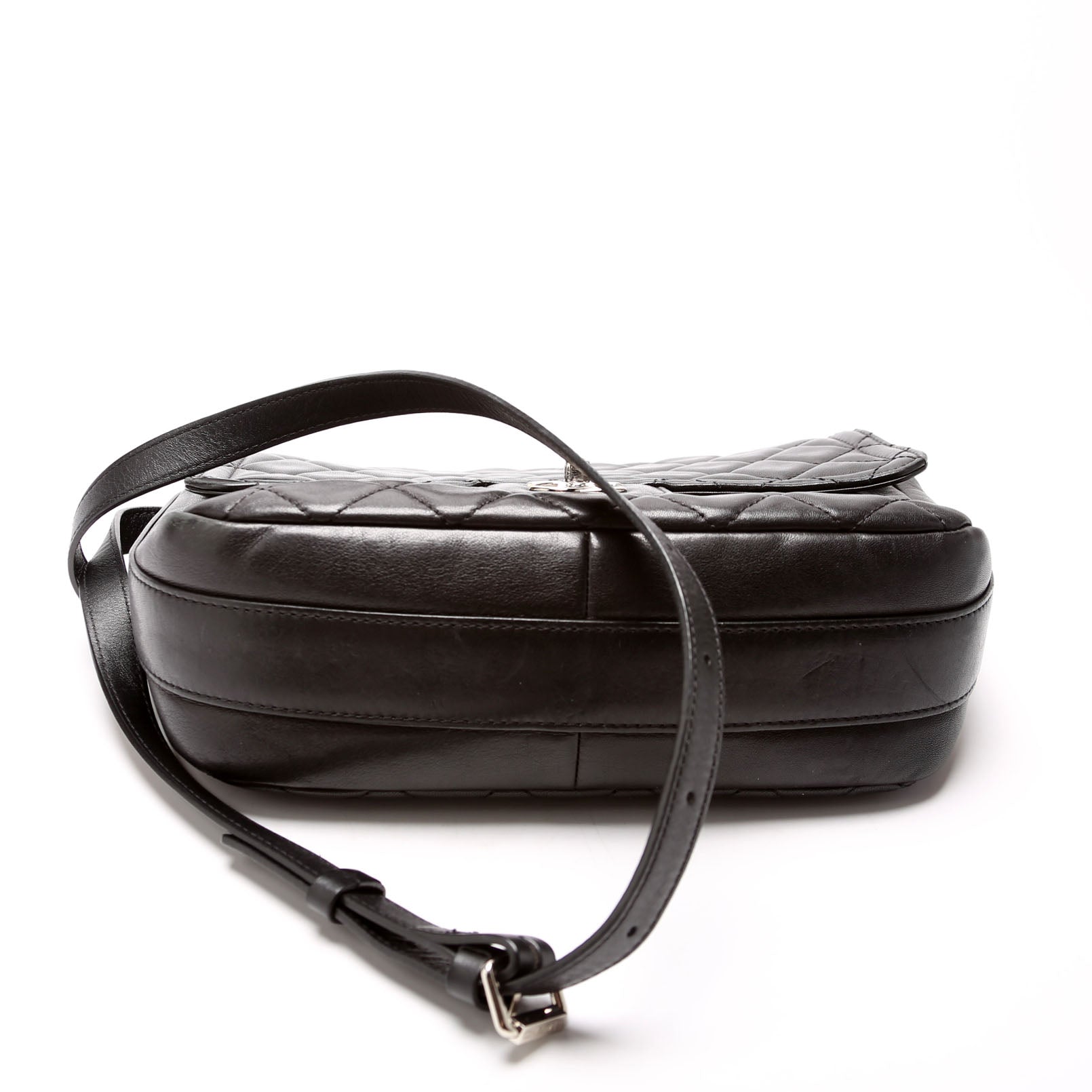 CC Flap Messenger Quilted Lambskin 24M Black