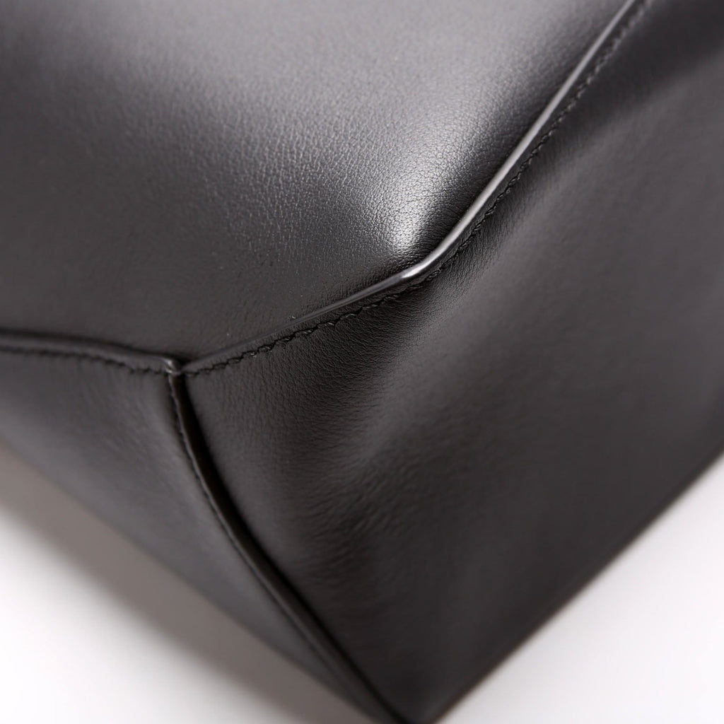 Puzzle Edge Small Caflskin Black