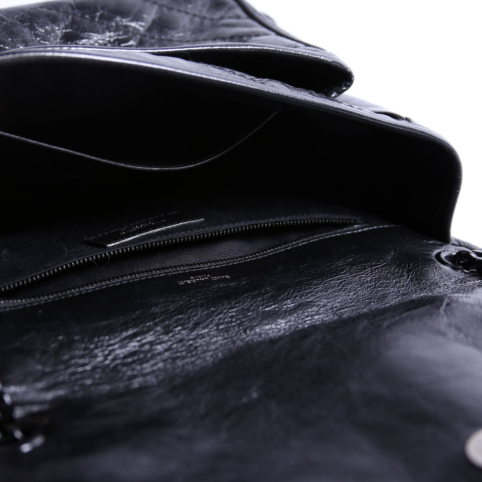 Niki Medium Crinkle Leather 575055 Black