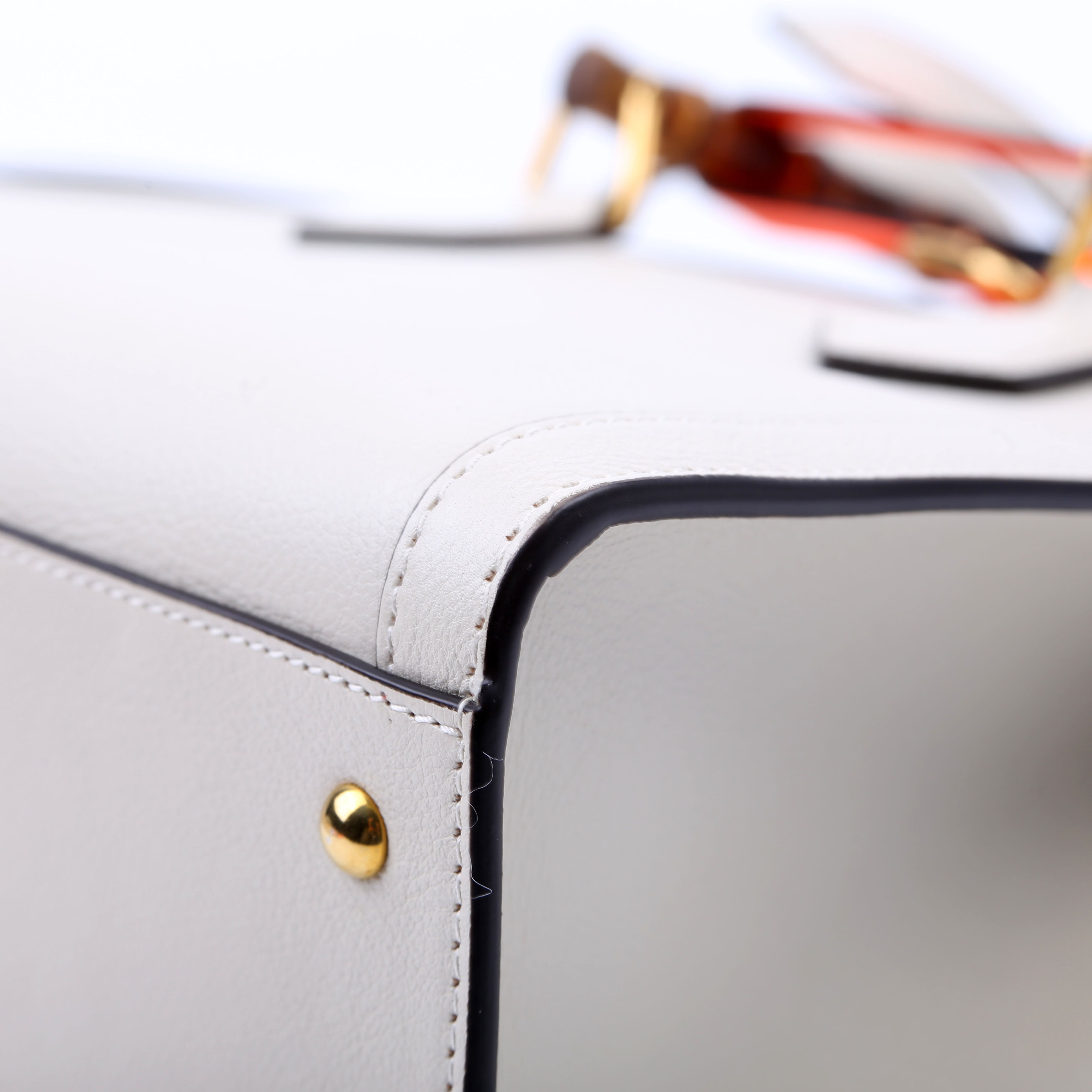 660195 Diana Small Leather Tote White