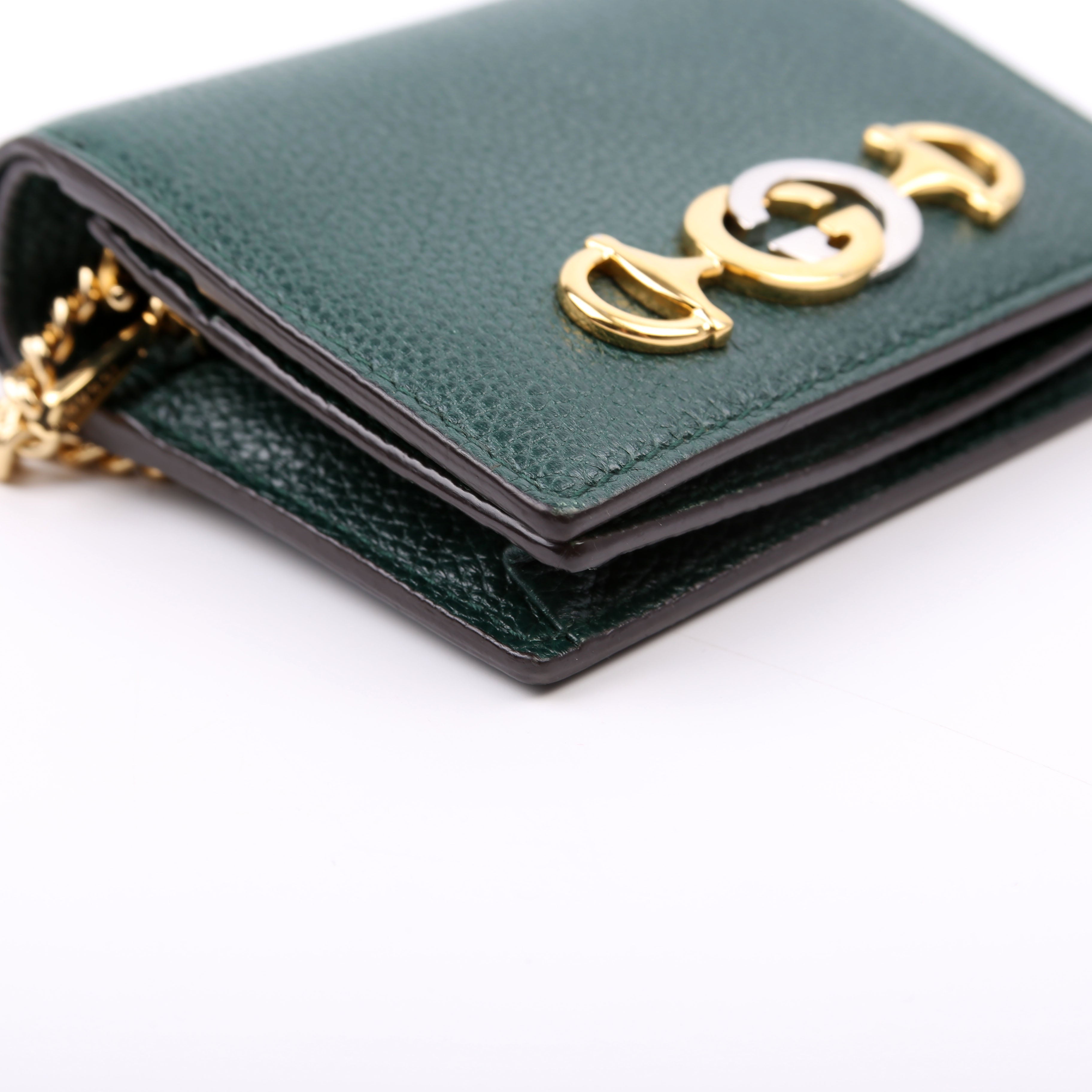 570660 Zumi Leather Card Case with Chain Green