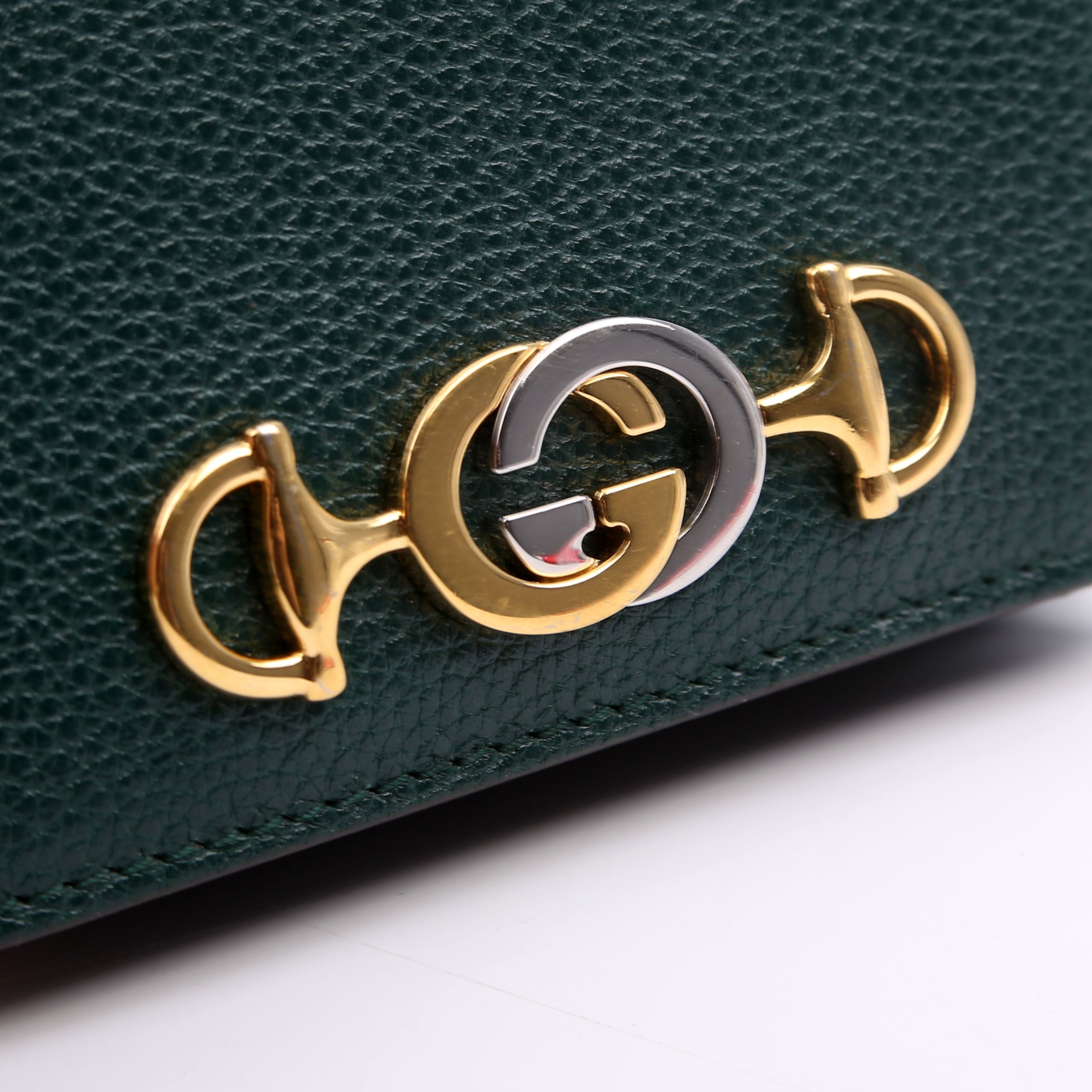 570660 Zumi Leather Card Case with Chain Green