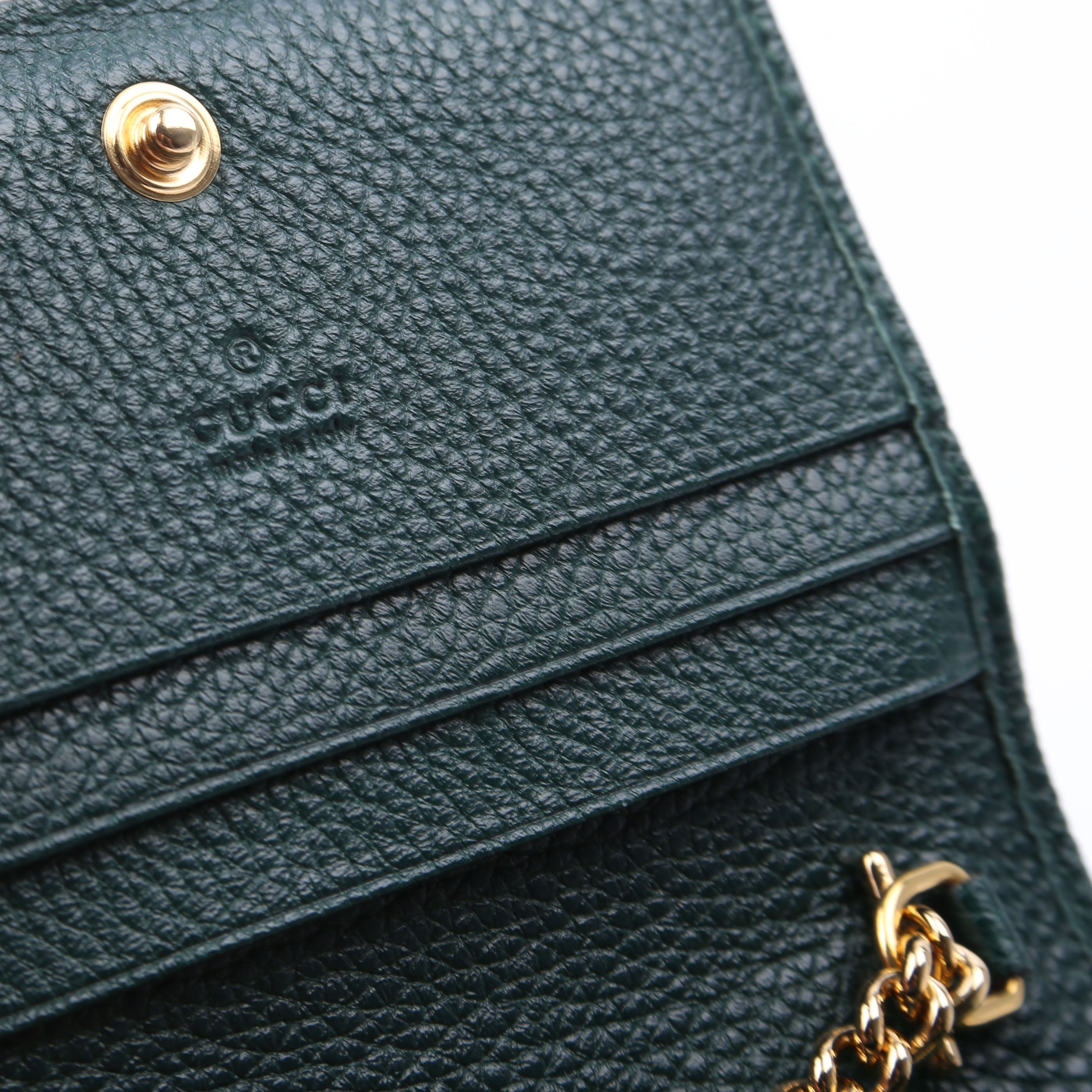 570660 Zumi Leather Card Case with Chain Green