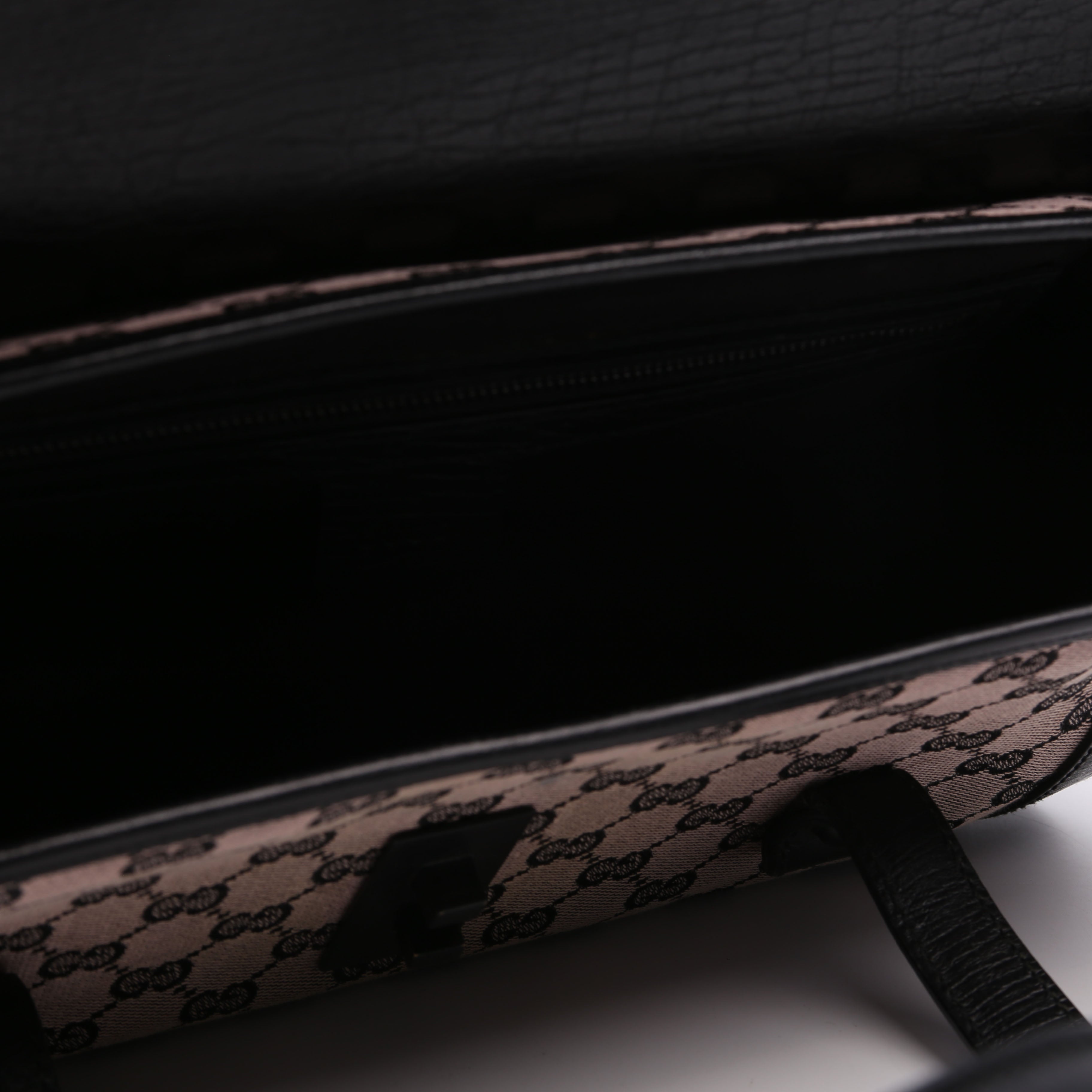 111713 GG Canvas Bamboo Bullet Medium Black