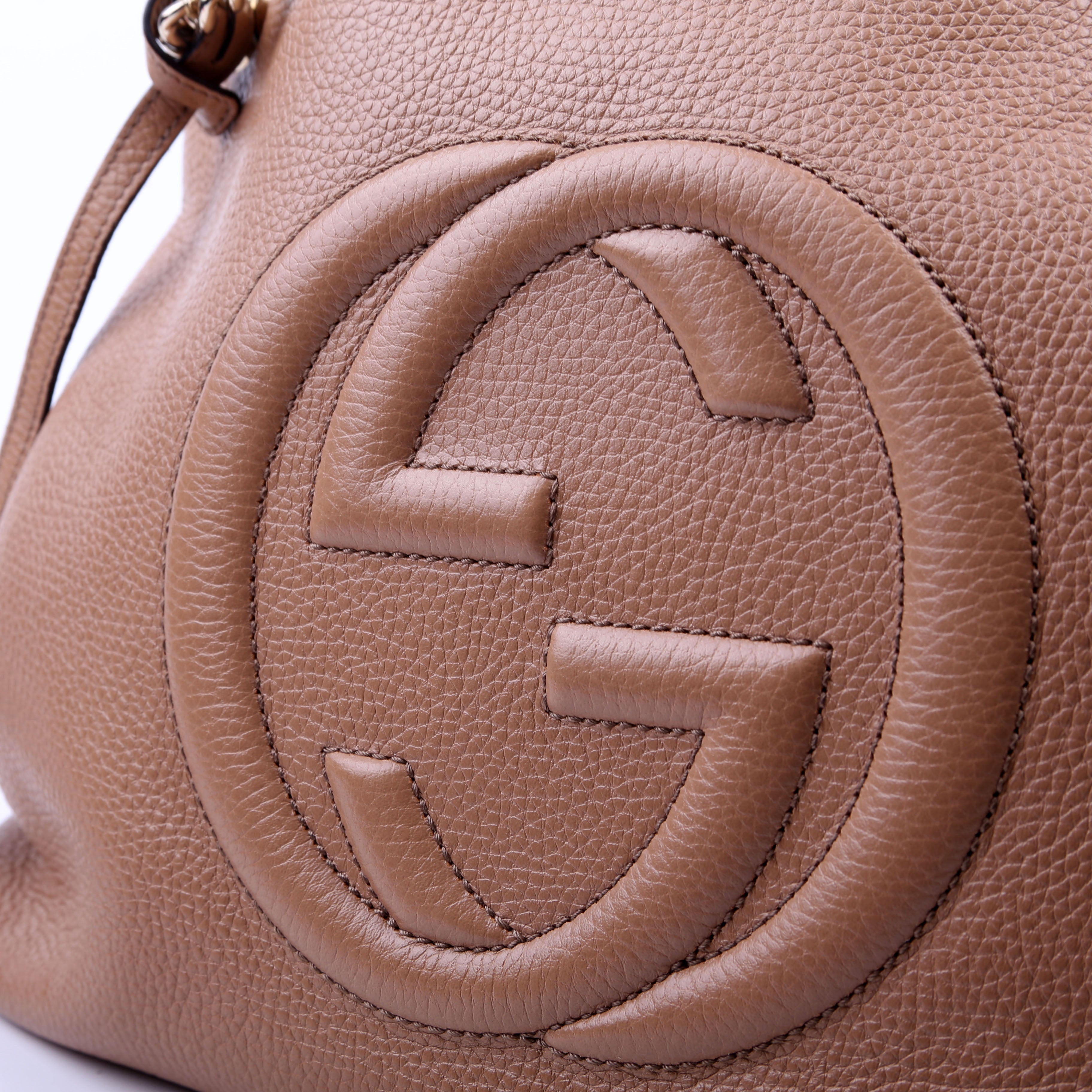 536196 Soho Chain Tote Newer Beige