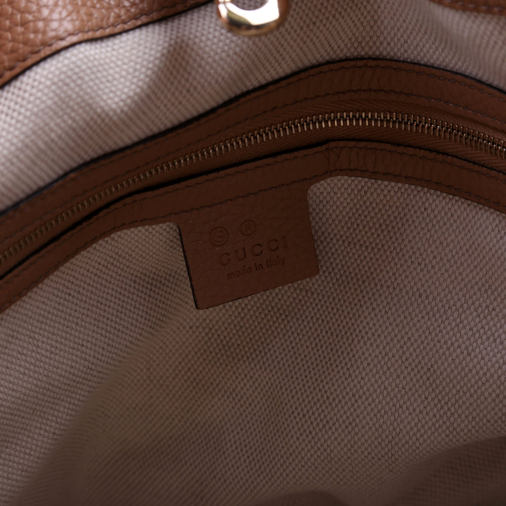 536196 Soho Chain Tote Newer Beige
