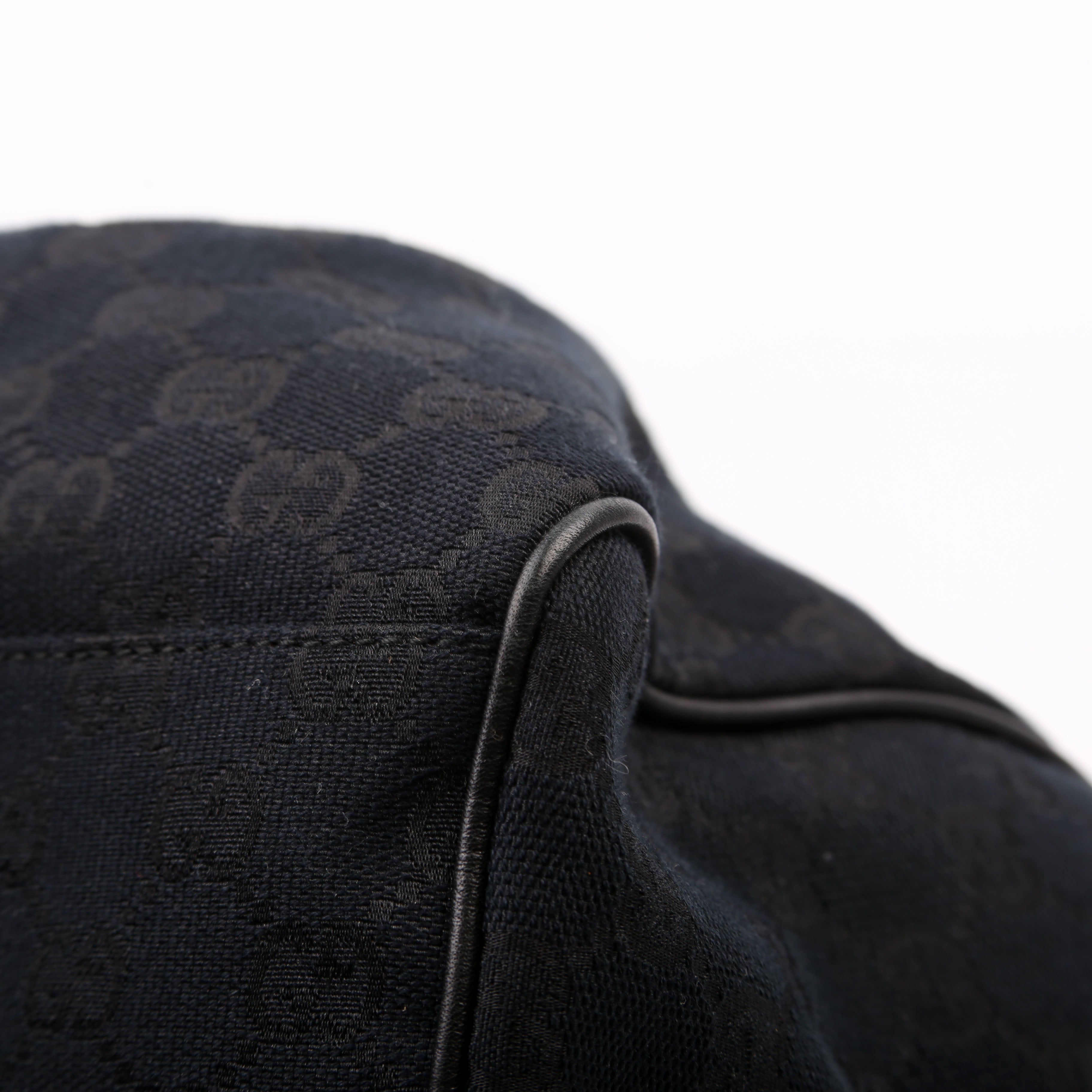 211944 Sukey GG Canvas Medium Black