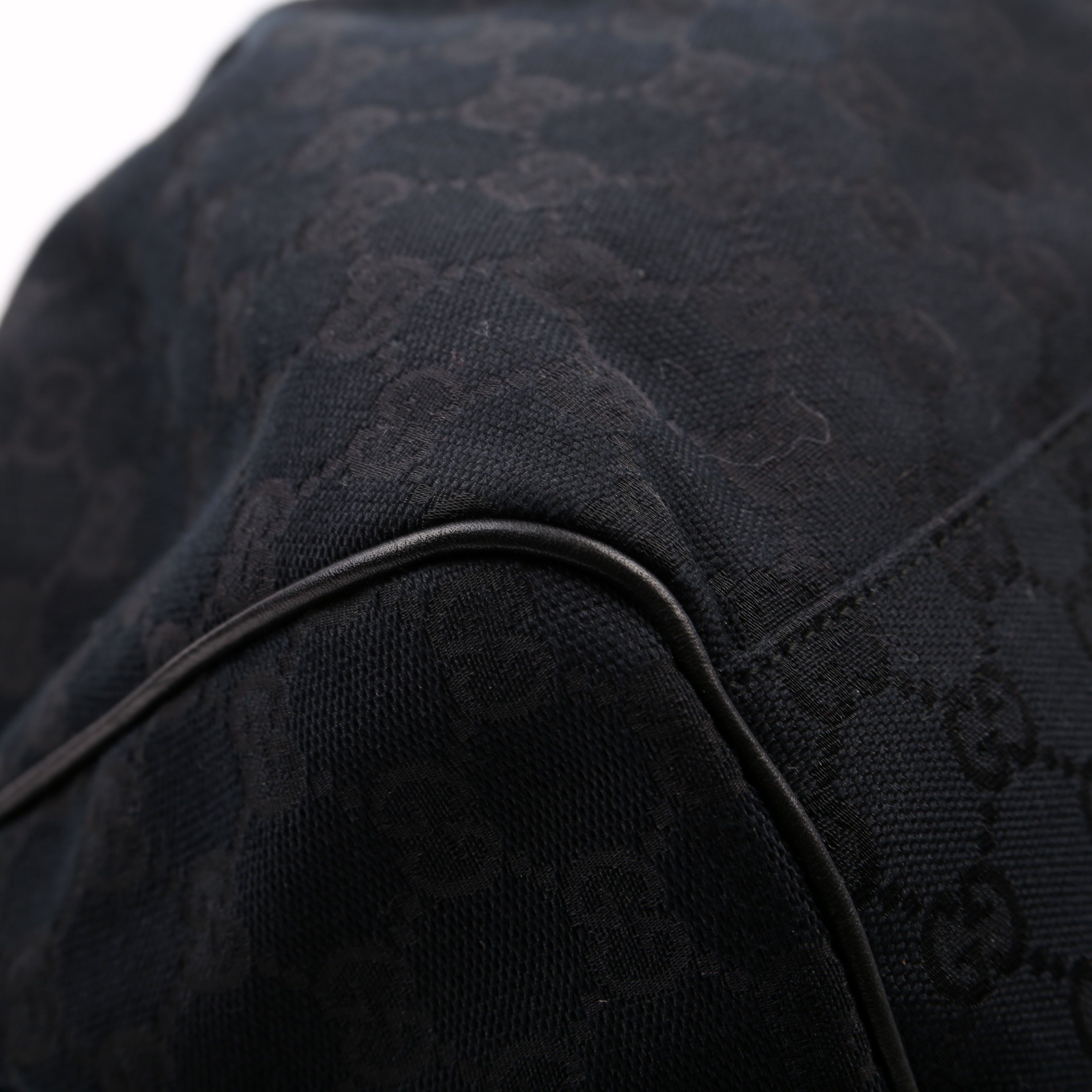 211944 Sukey GG Canvas Medium Black