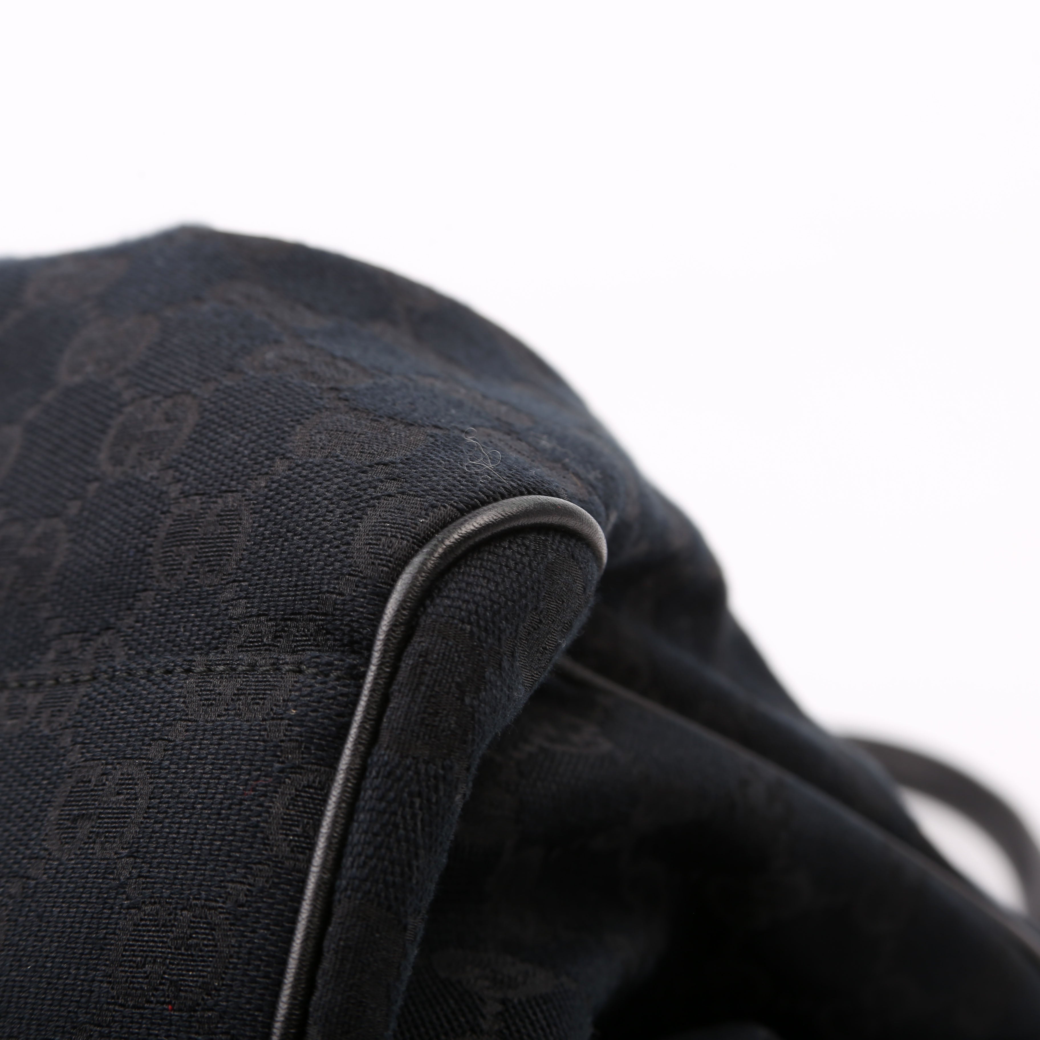 211944 Sukey GG Canvas Medium Black