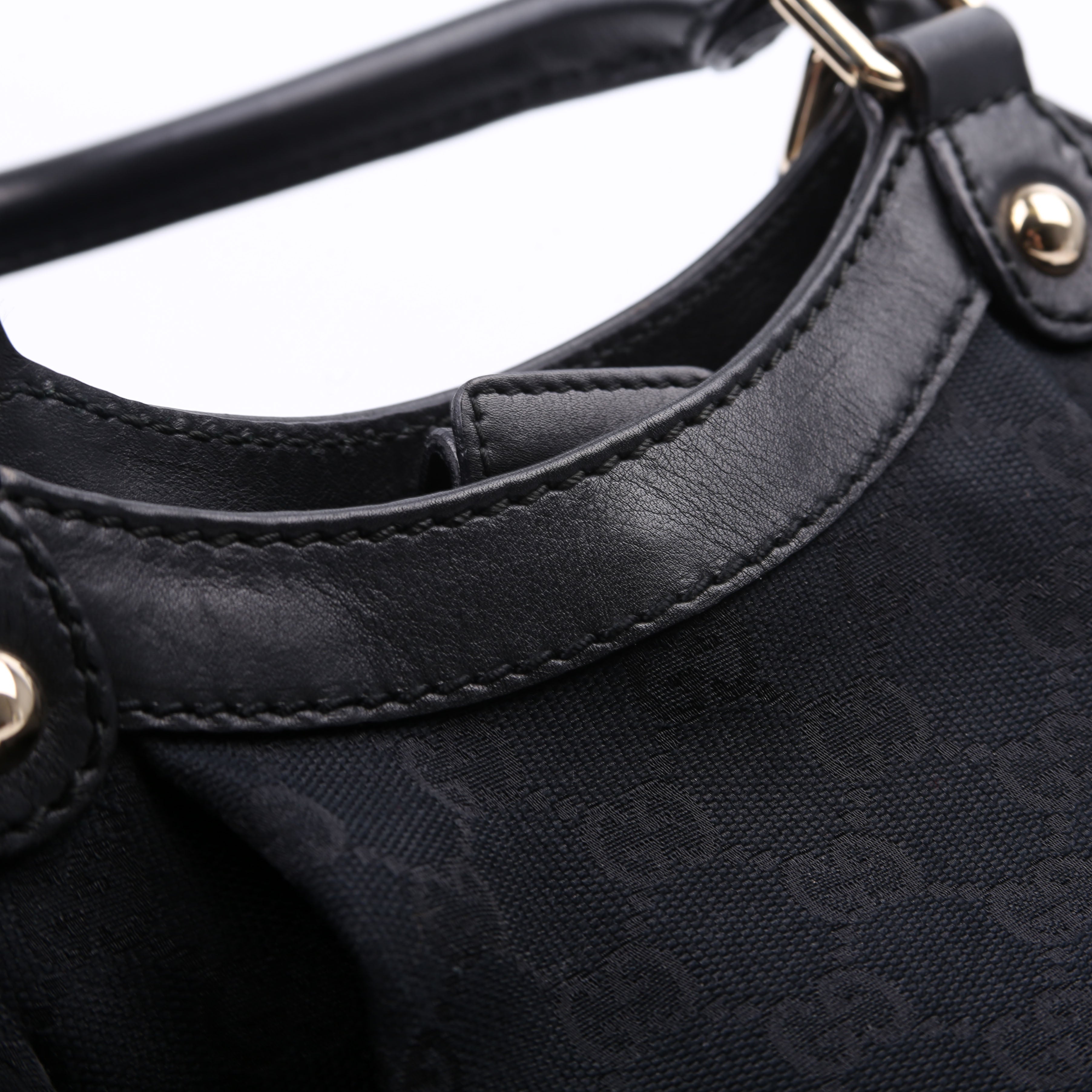 211944 Sukey GG Canvas Medium Black